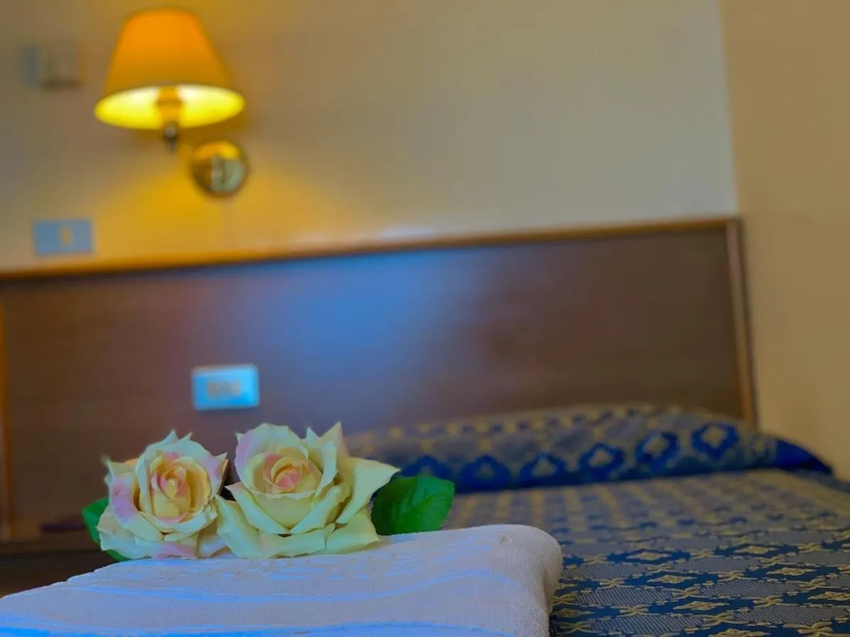 Bed in Hotel Firenze