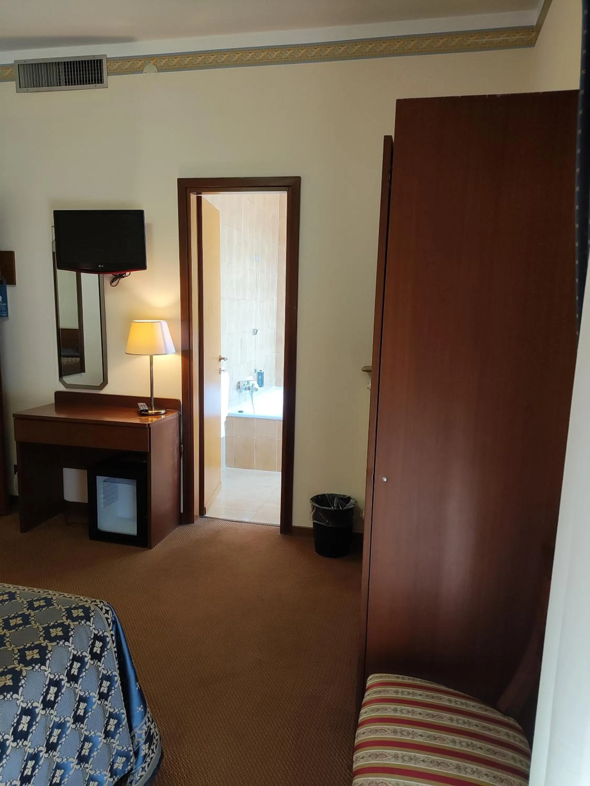 Bed in Hotel Firenze