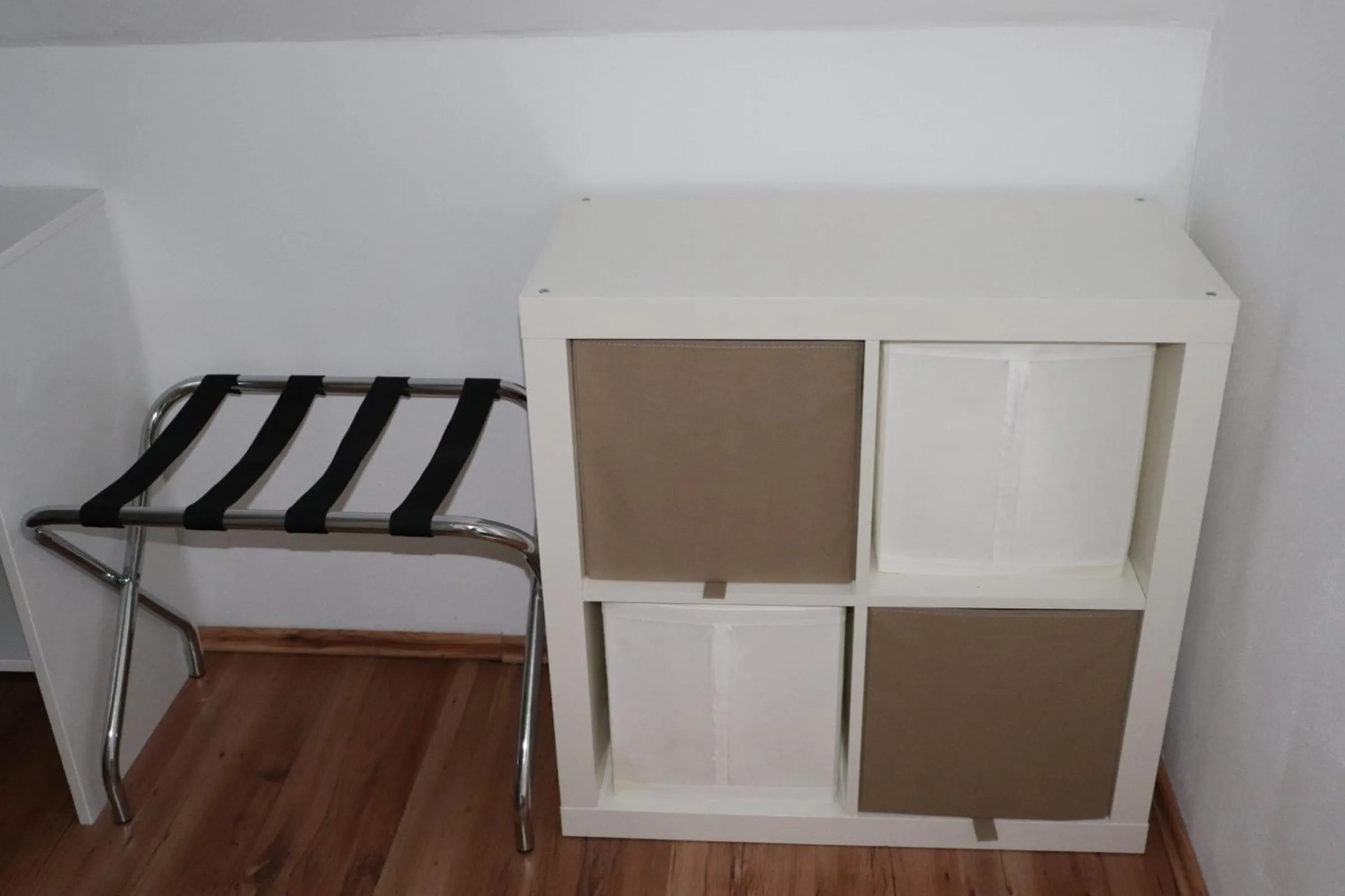 wardrobe in Pension und Apartment Landhaus Fricke