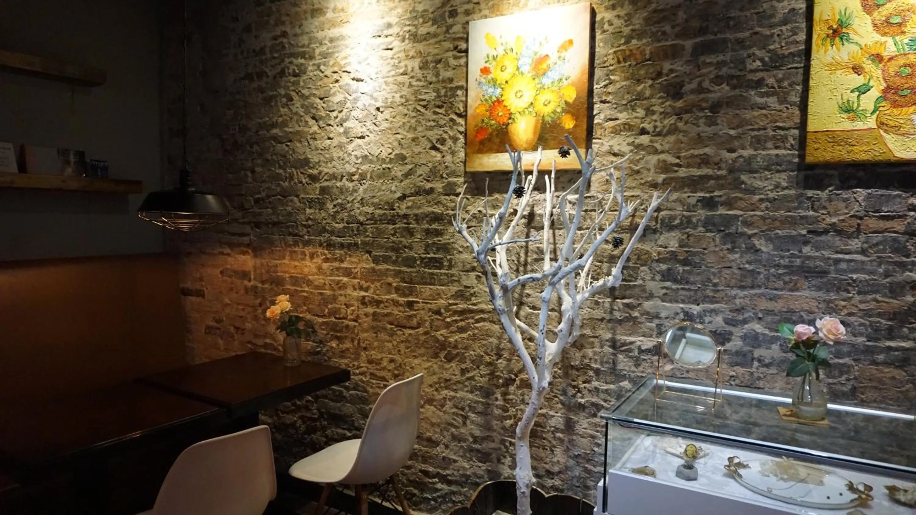 Lobby or reception in Shanghai Fish Inn East Nanjing Road