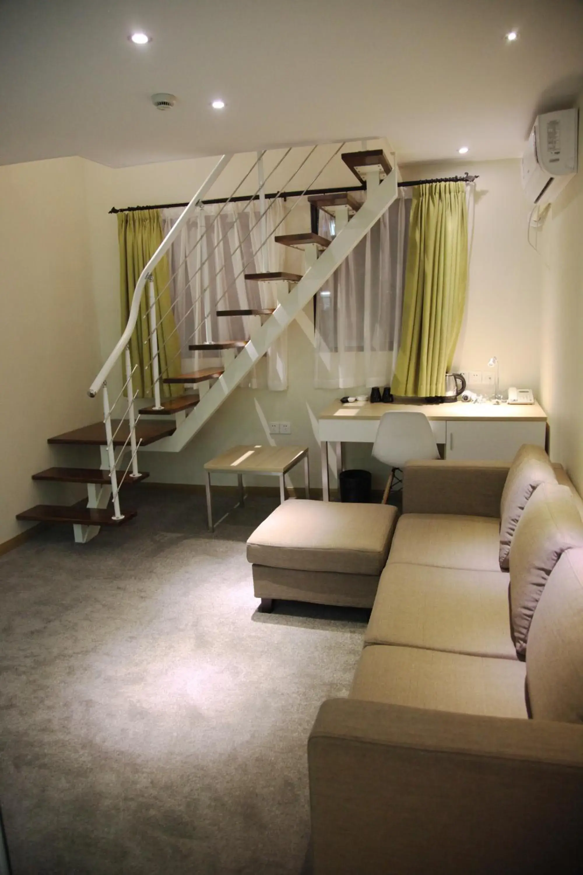 Living room in Shanghai Fish Inn East Nanjing Road Living room in Shanghai Fish Inn East Nanjing Road