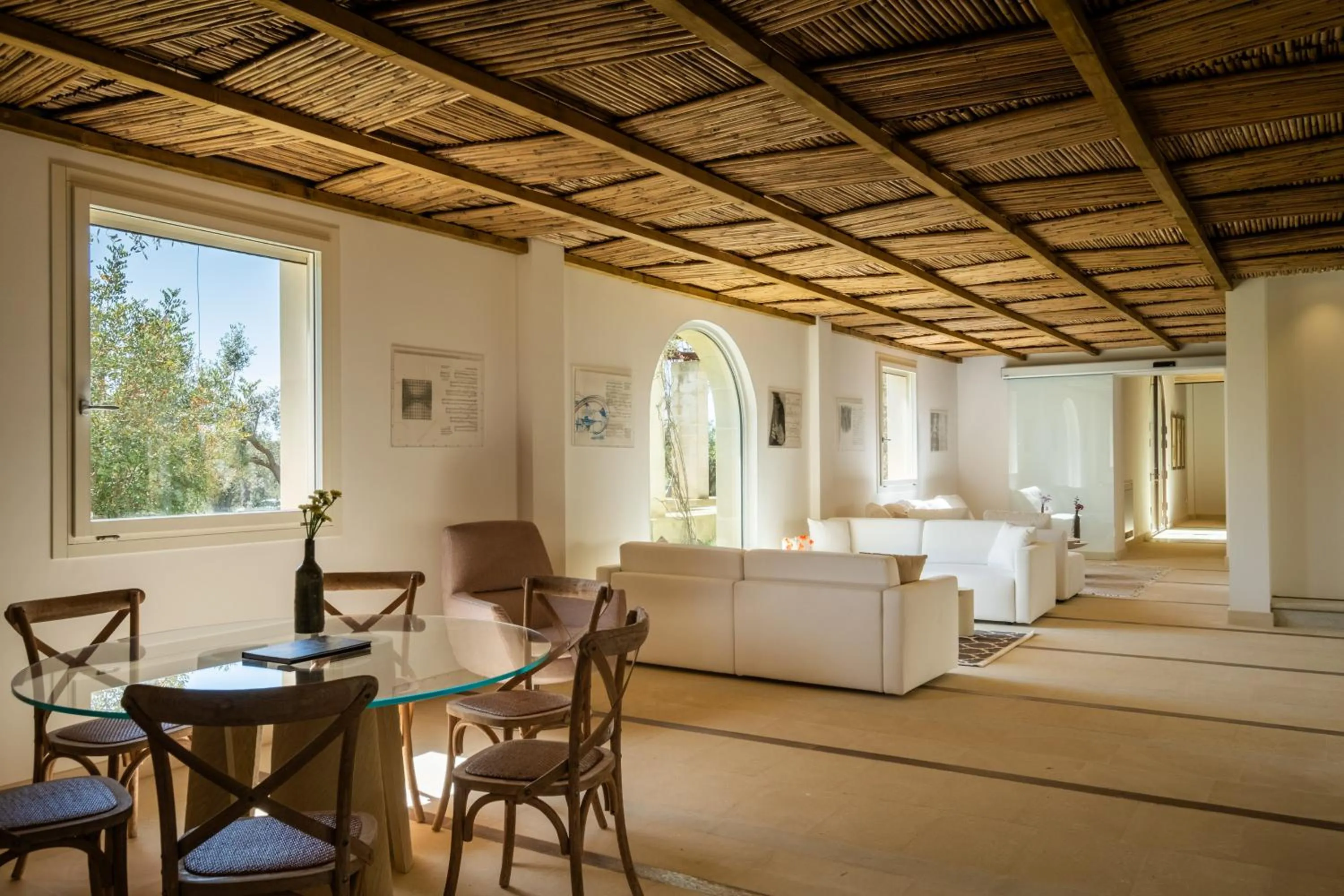 Communal lounge/ TV room in Secolario Masseria del Viverbene