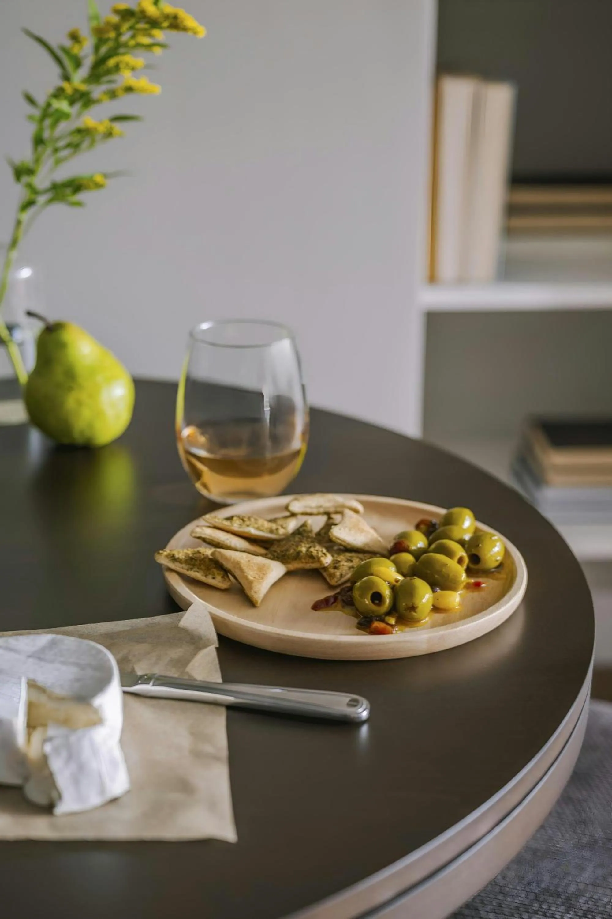 Photo of the whole room in Sonder by Marriott Bonvoy North Loop Green Apartments North Loop