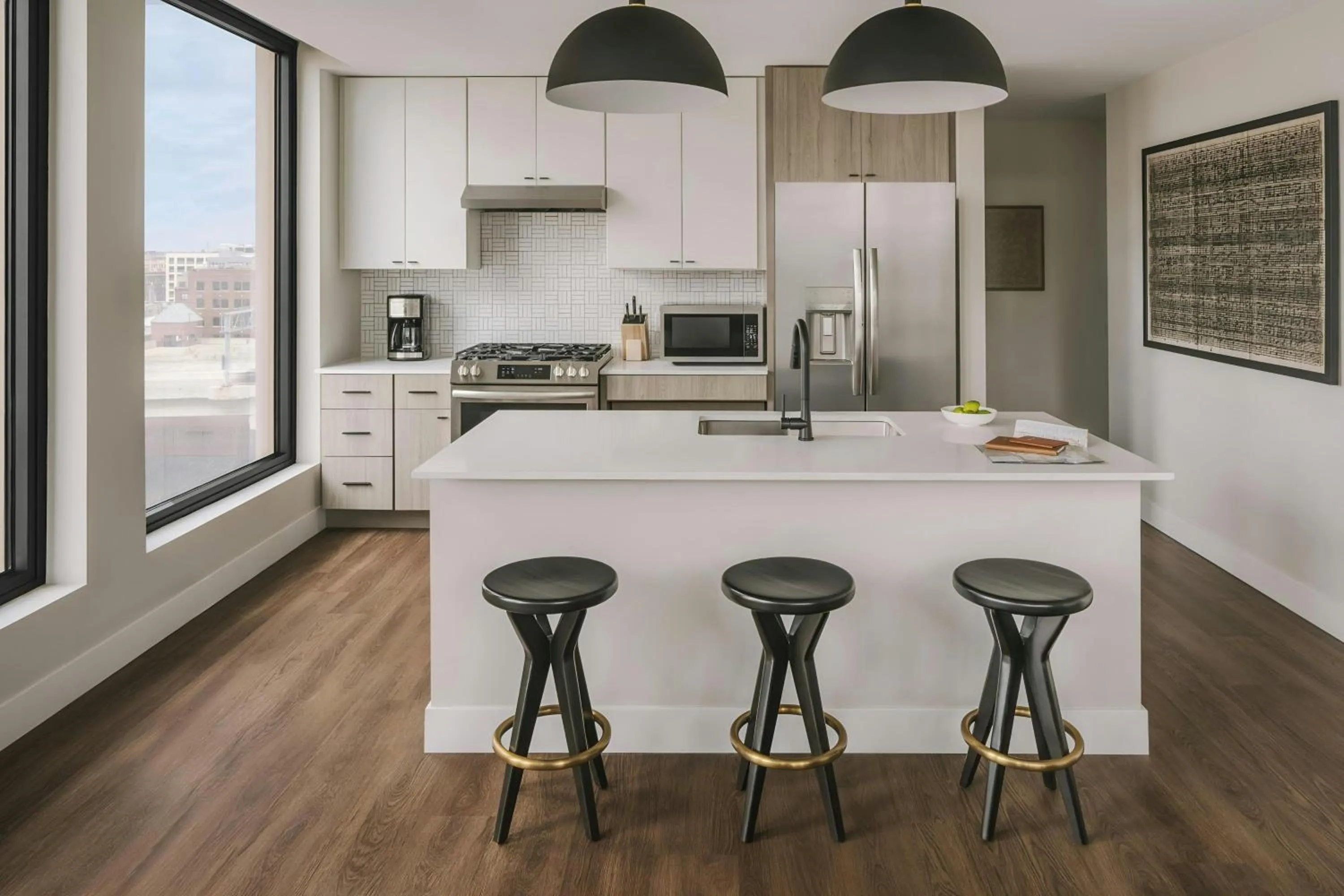 Kitchen or kitchenette in Sonder by Marriott Bonvoy North Loop Green Apartments North Loop