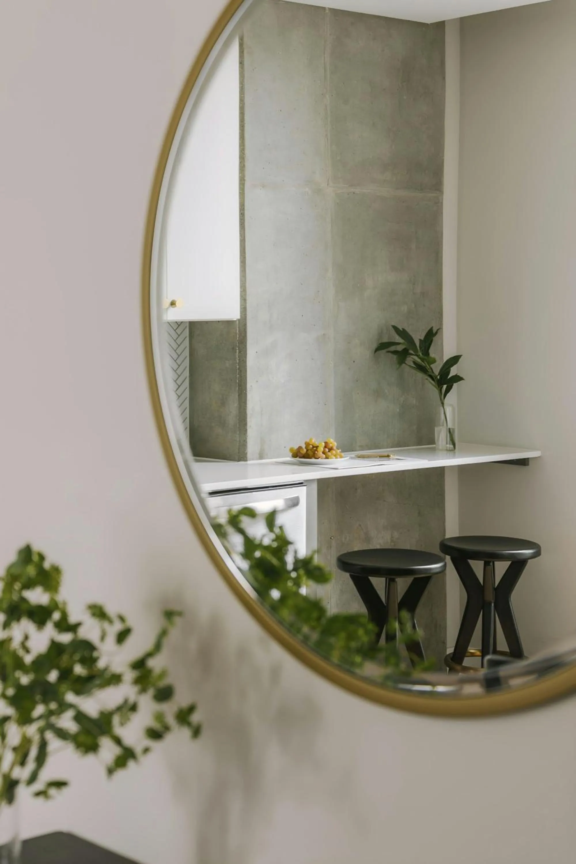 Living room in Sonder by Marriott Bonvoy North Loop Green Apartments North Loop