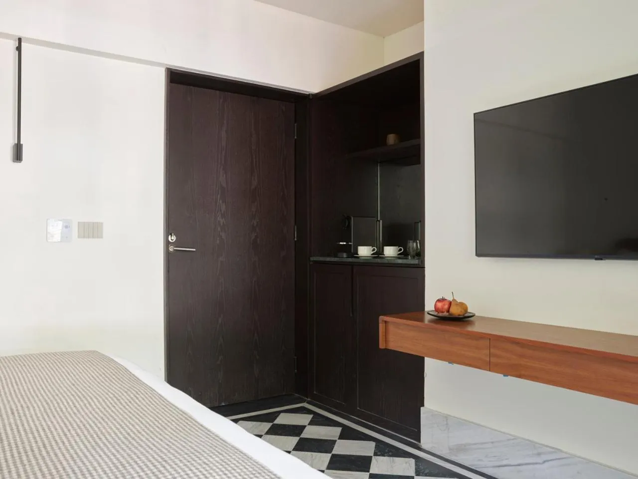 TV and multimedia in Hotel Dama