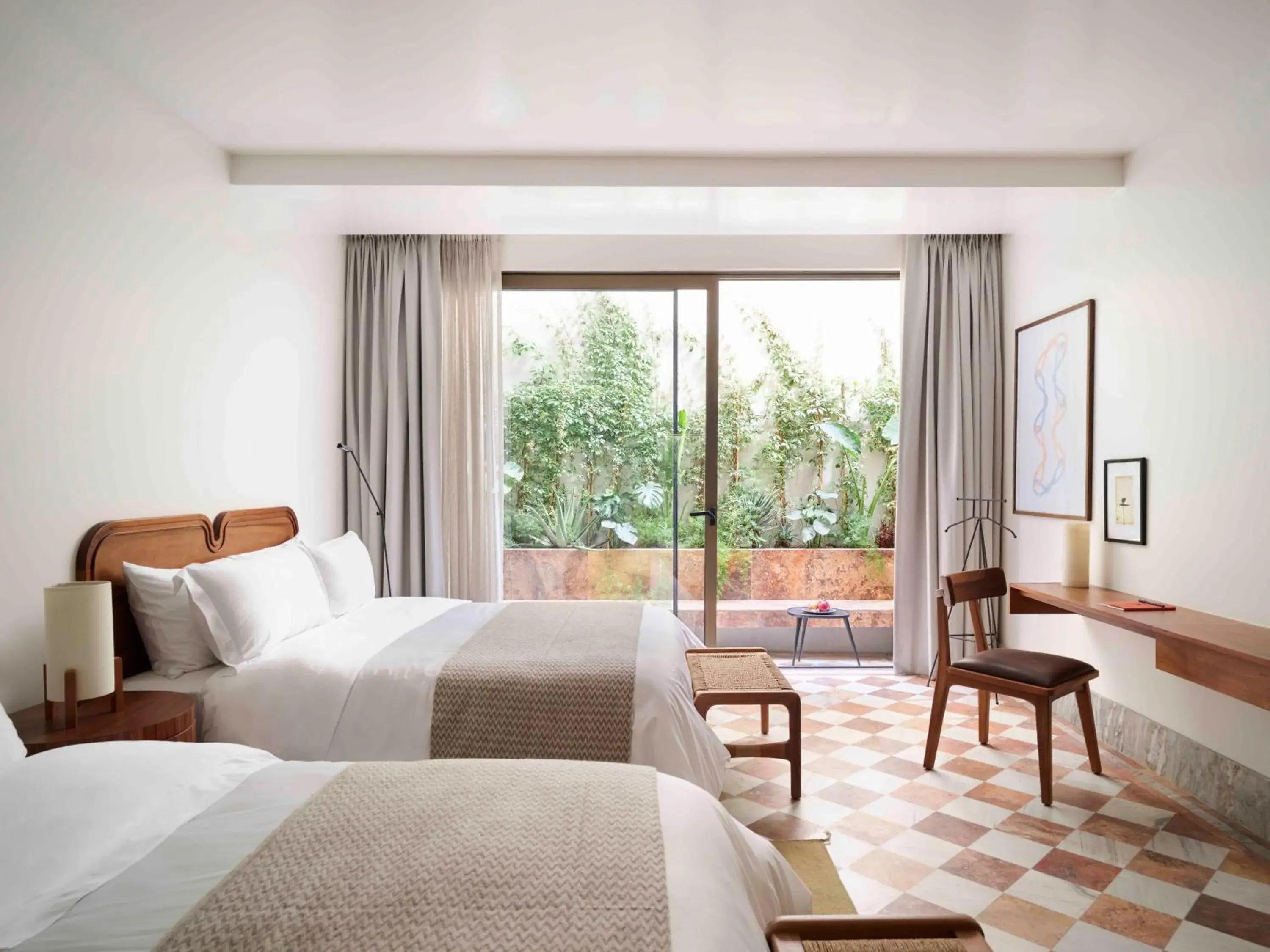 Photo of the whole room, Bed in Hotel Dama Photo of the whole room, Bed in Hotel Dama