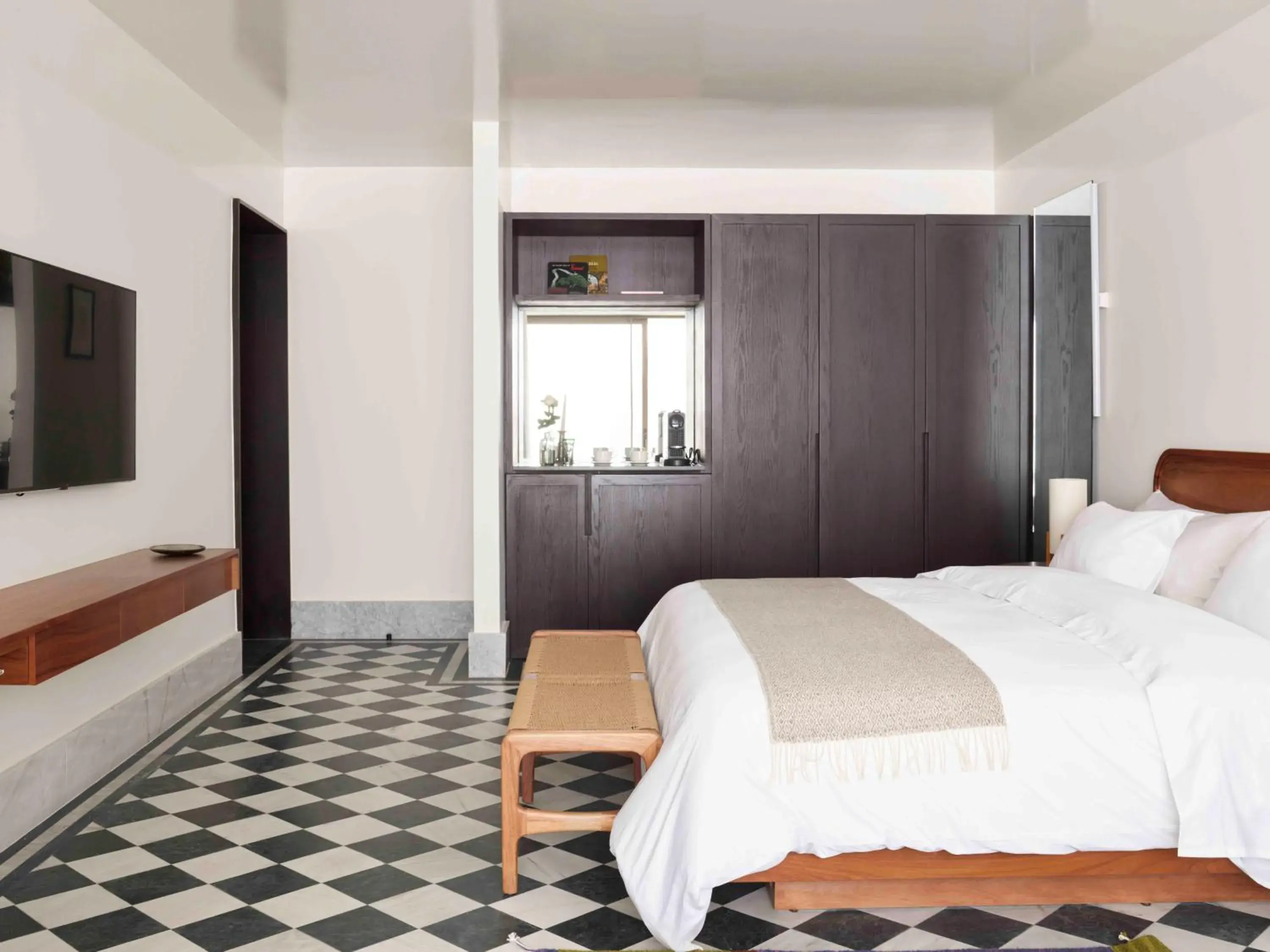 Bed in Hotel Dama Bed in Hotel Dama