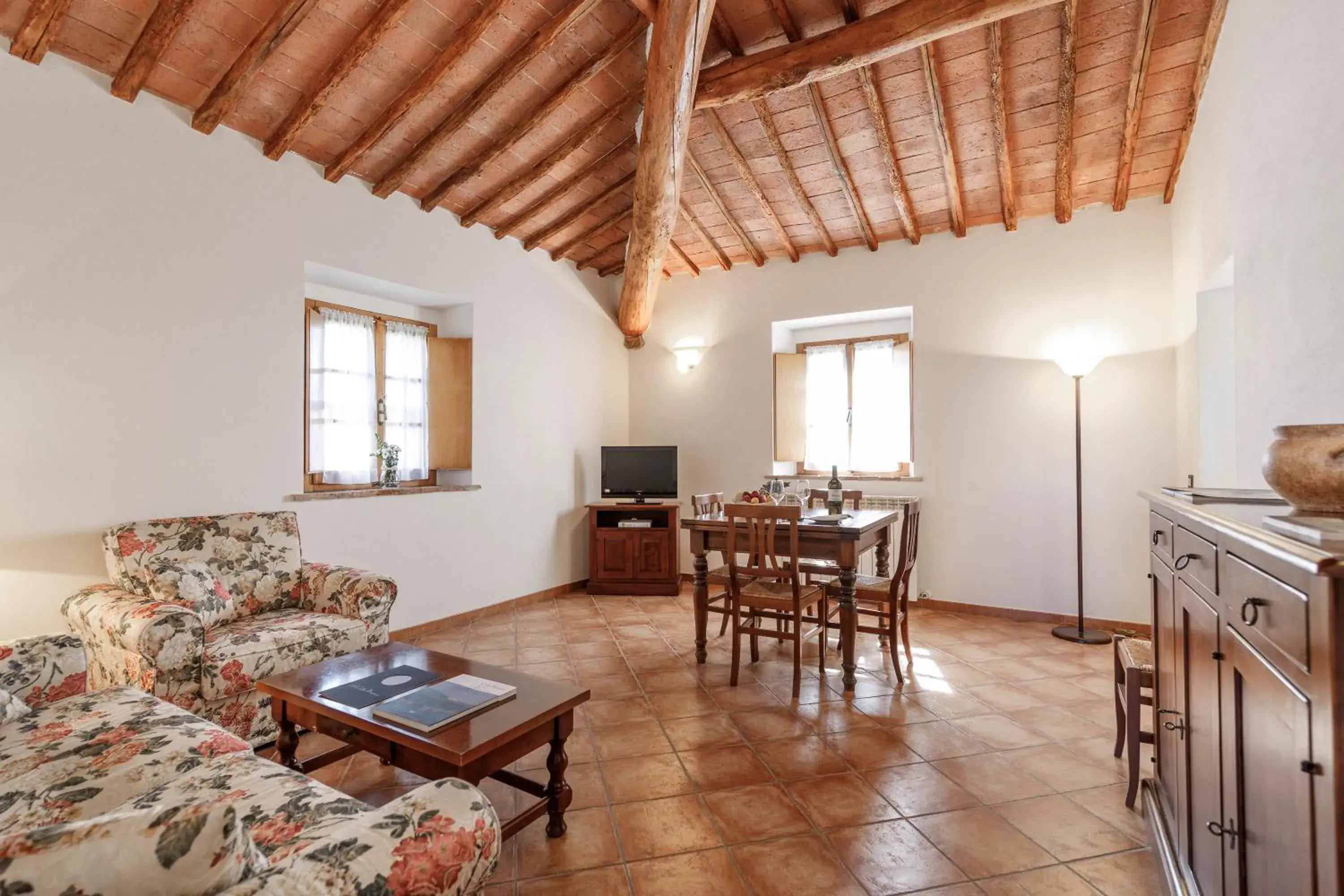 Living room in Wine Relais In Montecucco - ColleMassari Hospitality Living room in Wine Relais In Montecucco - ColleMassari Hospitality