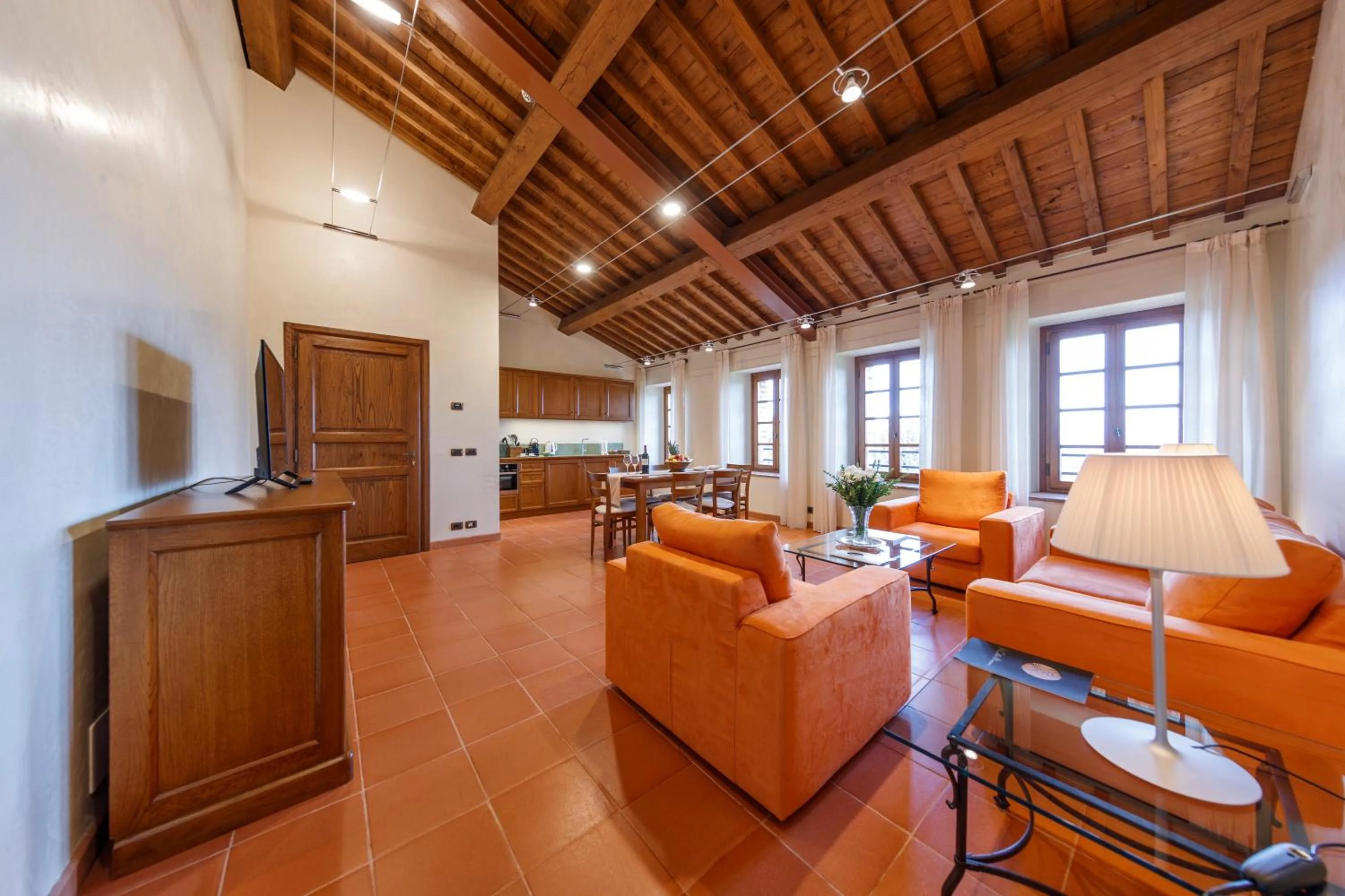 TV and multimedia in Wine Relais In Montecucco - ColleMassari Hospitality