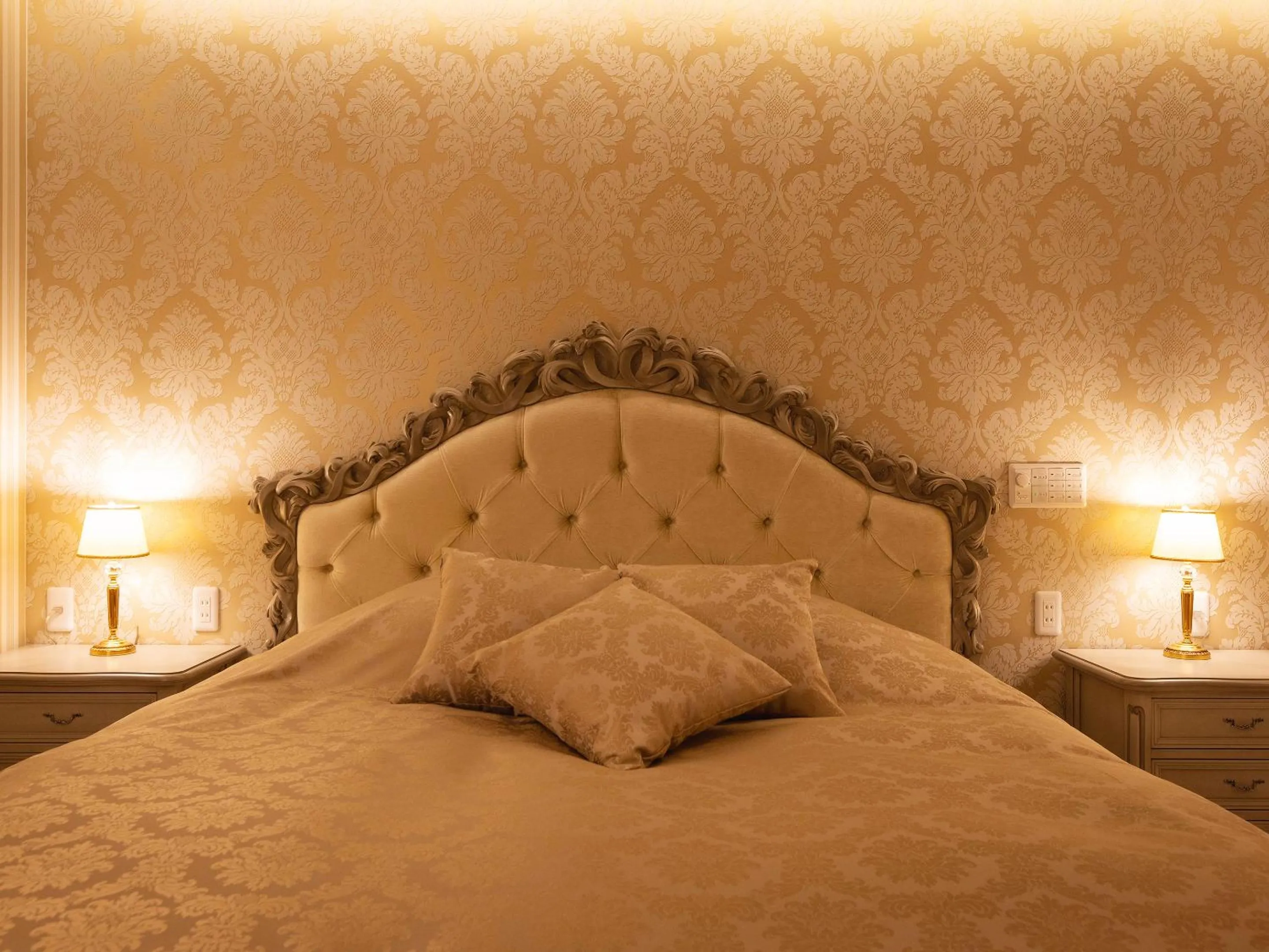 Bed in Tokachi Nakasatsunai Glamping Resort Feriendorf