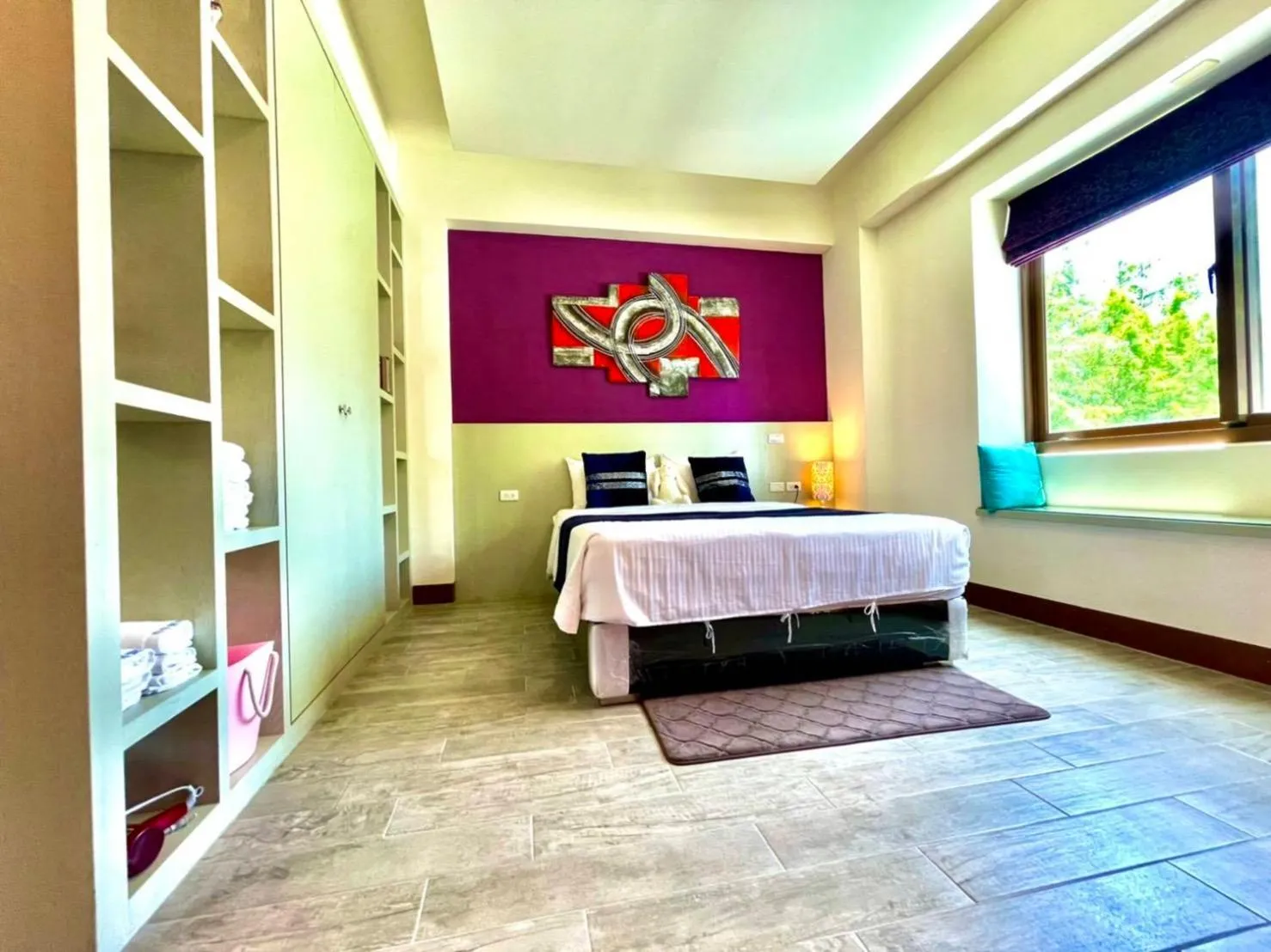 Bed in White Palace B&B