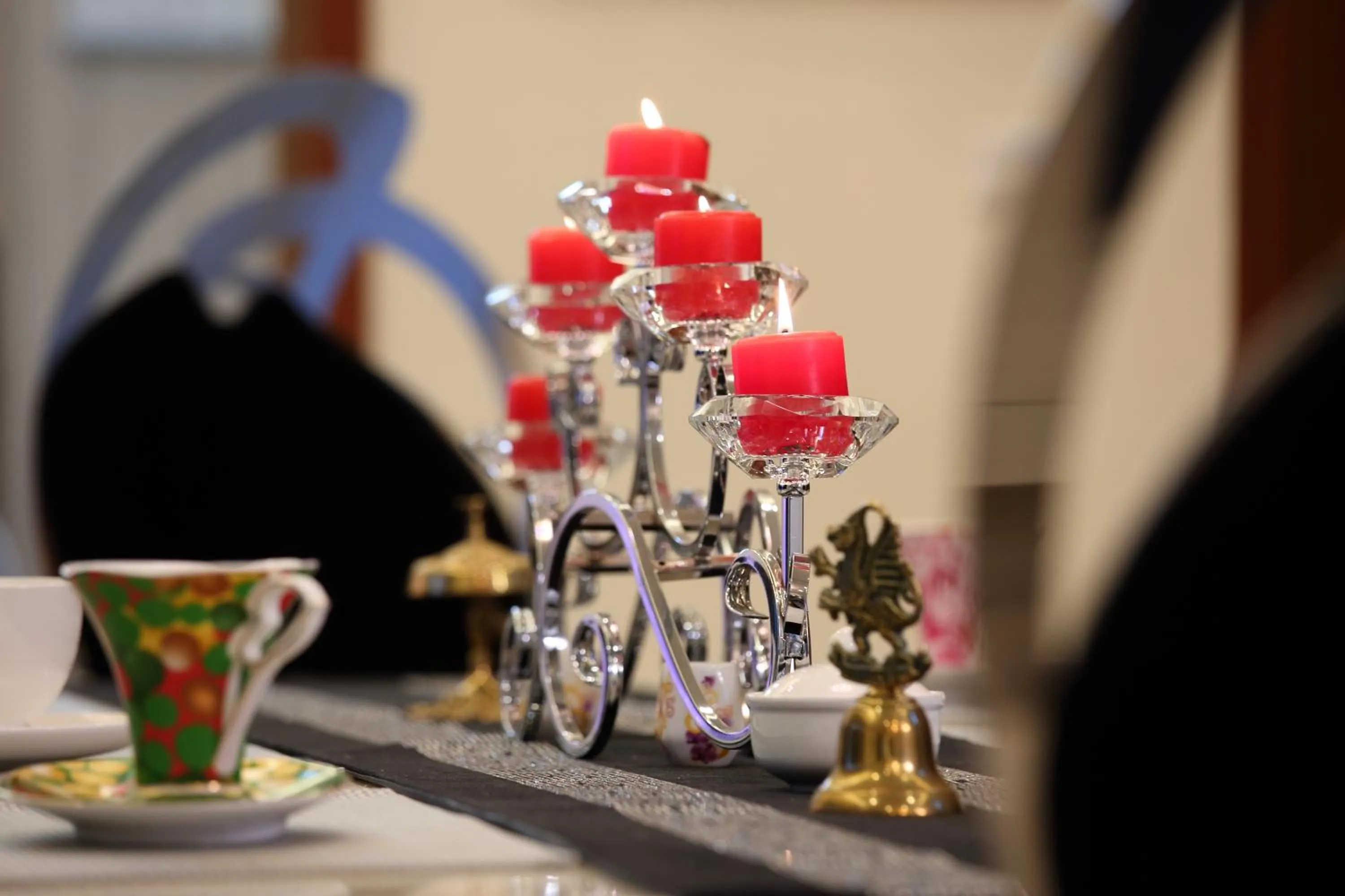 Restaurant/places to eat in White Palace B&B