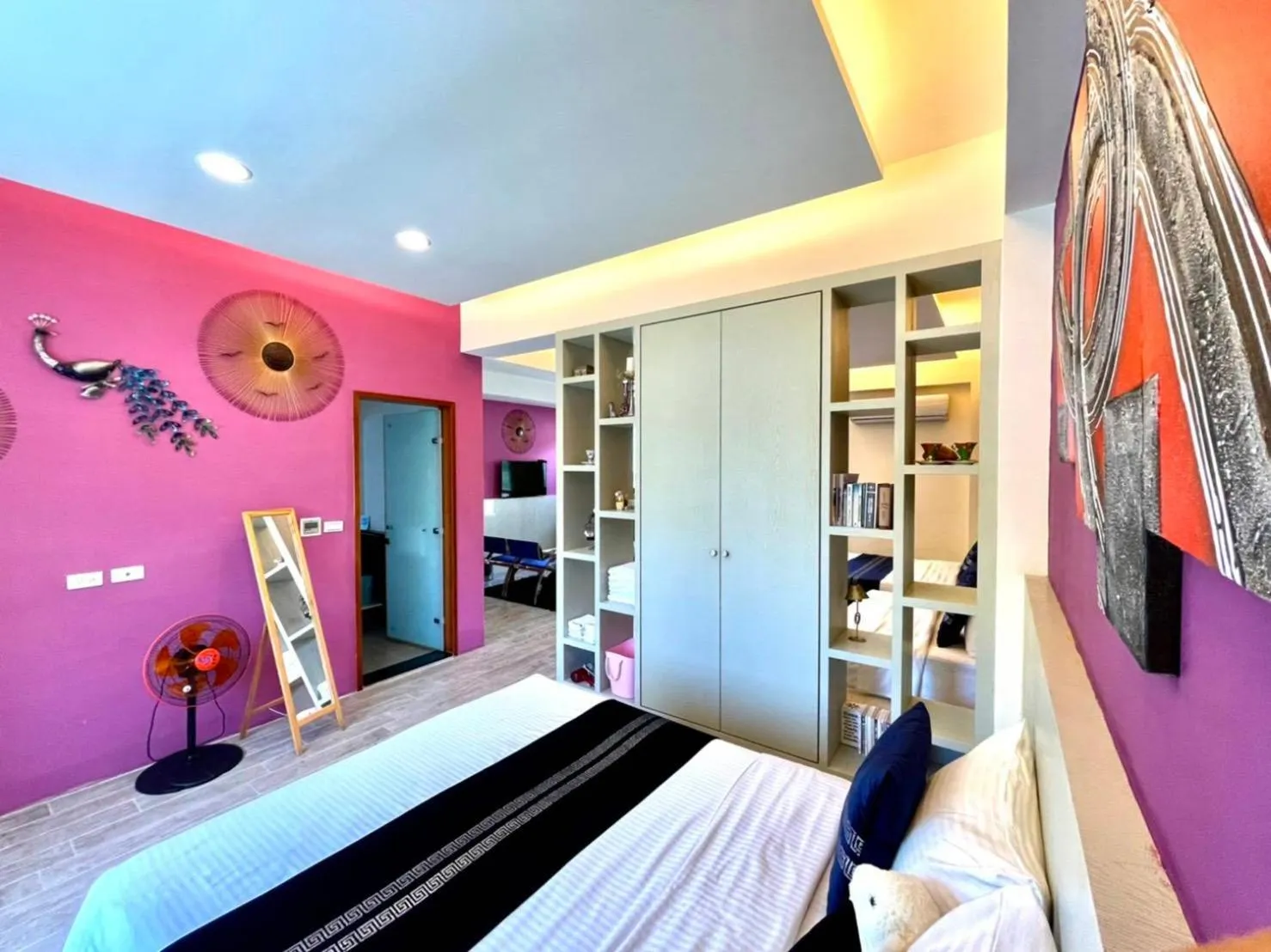 Bed in White Palace B&B