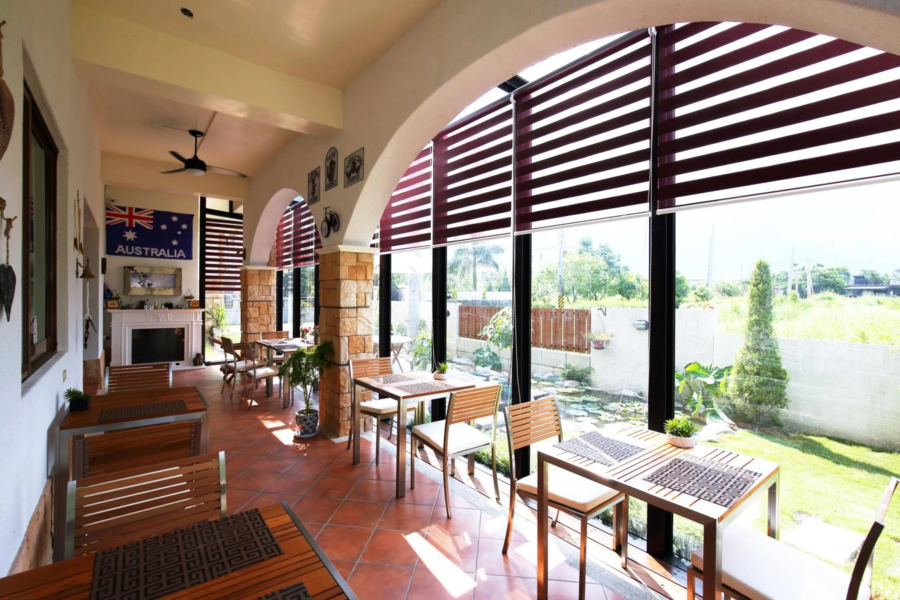 Day in White Palace B&B