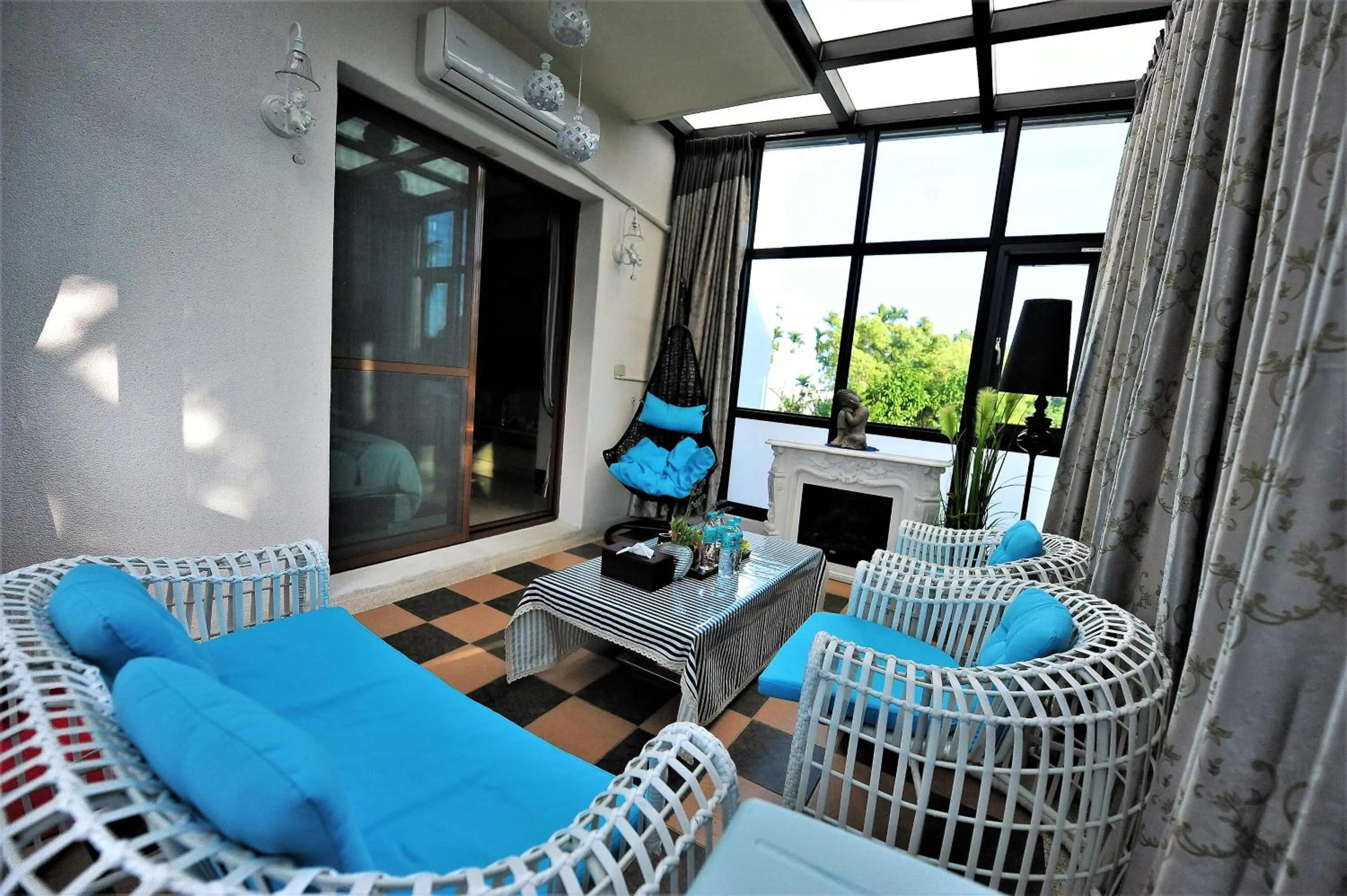 Coffee/tea facilities in White Palace B&B