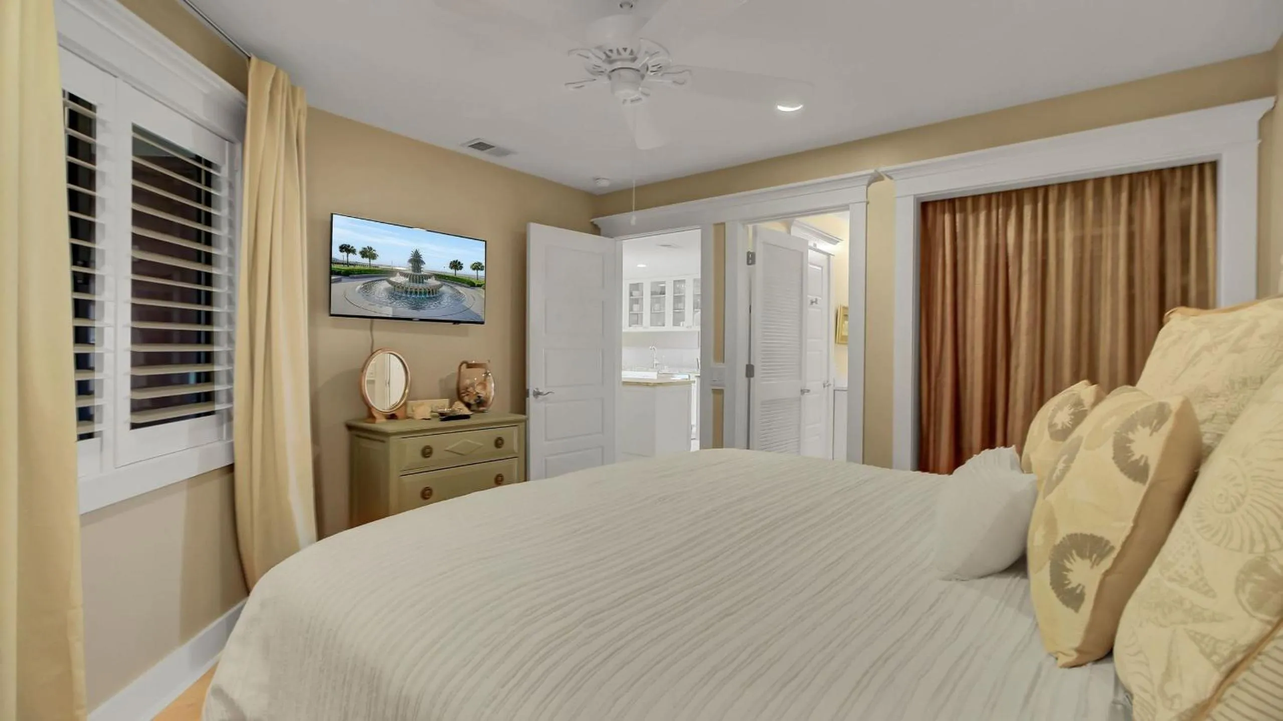 Other, Bed in 211 Seascape by AvantStay Oceanfront View Pool
