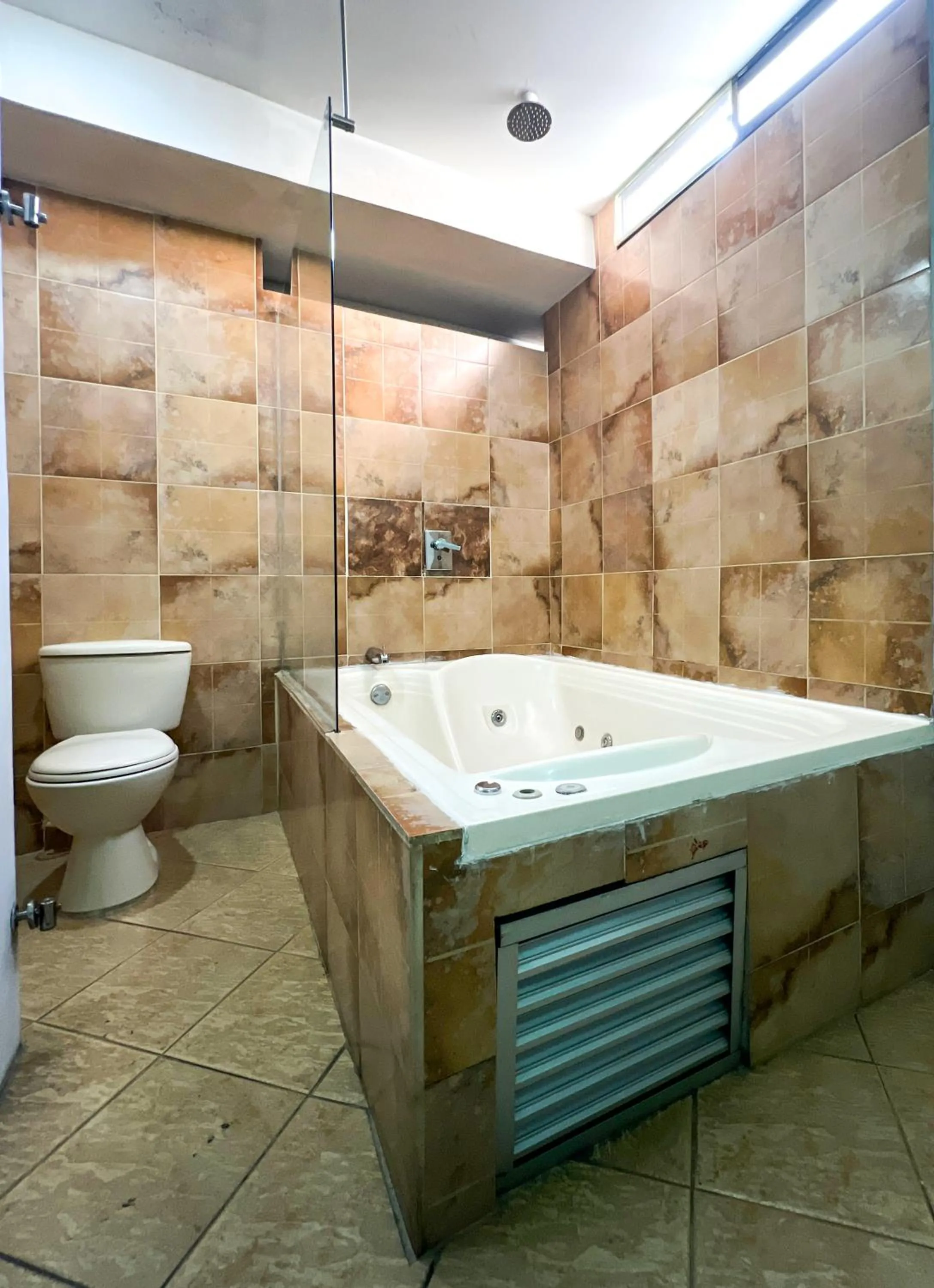 Shower in Hotel Natural Medellin