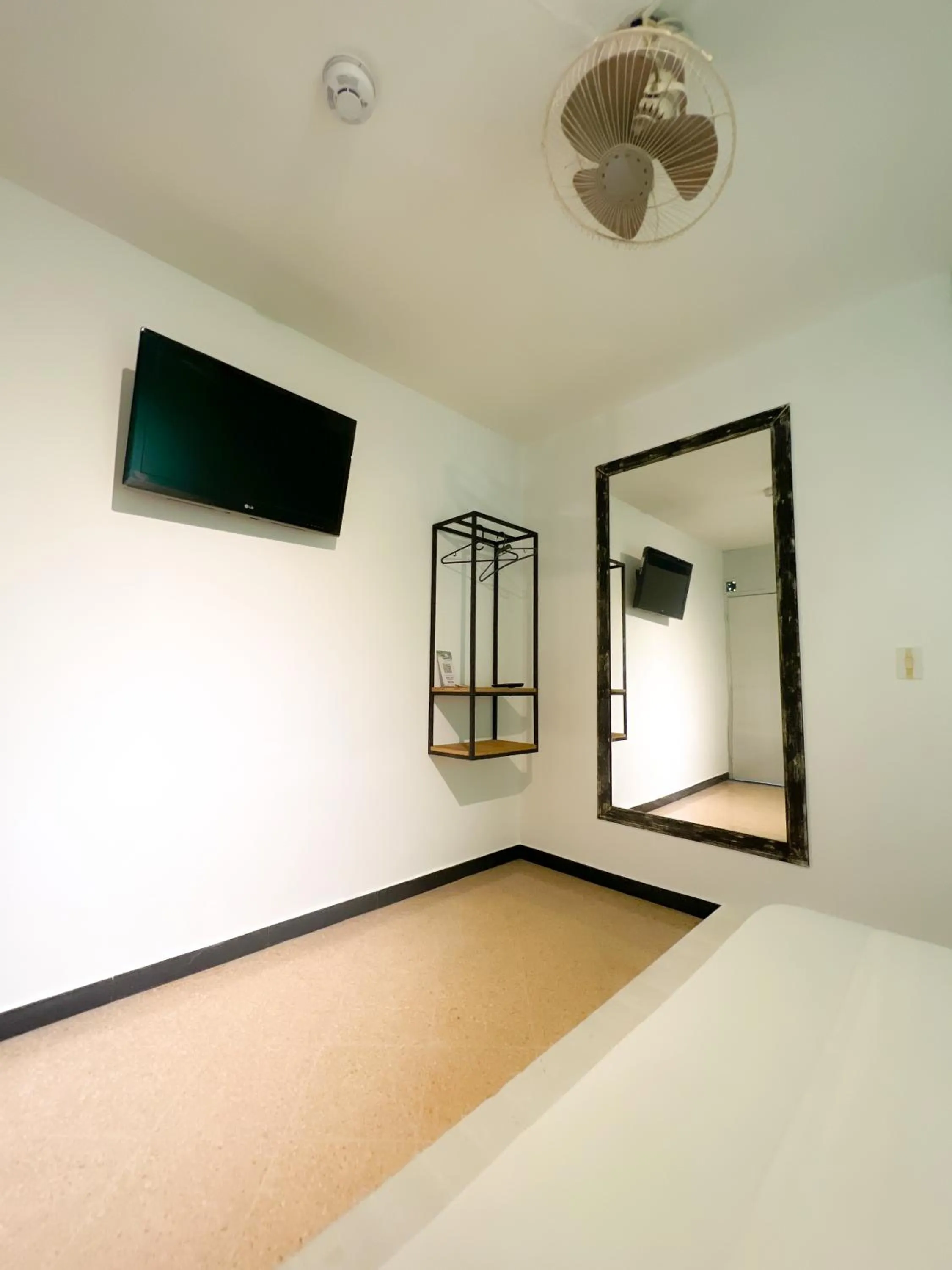 TV and multimedia in Hotel Natural Medellin