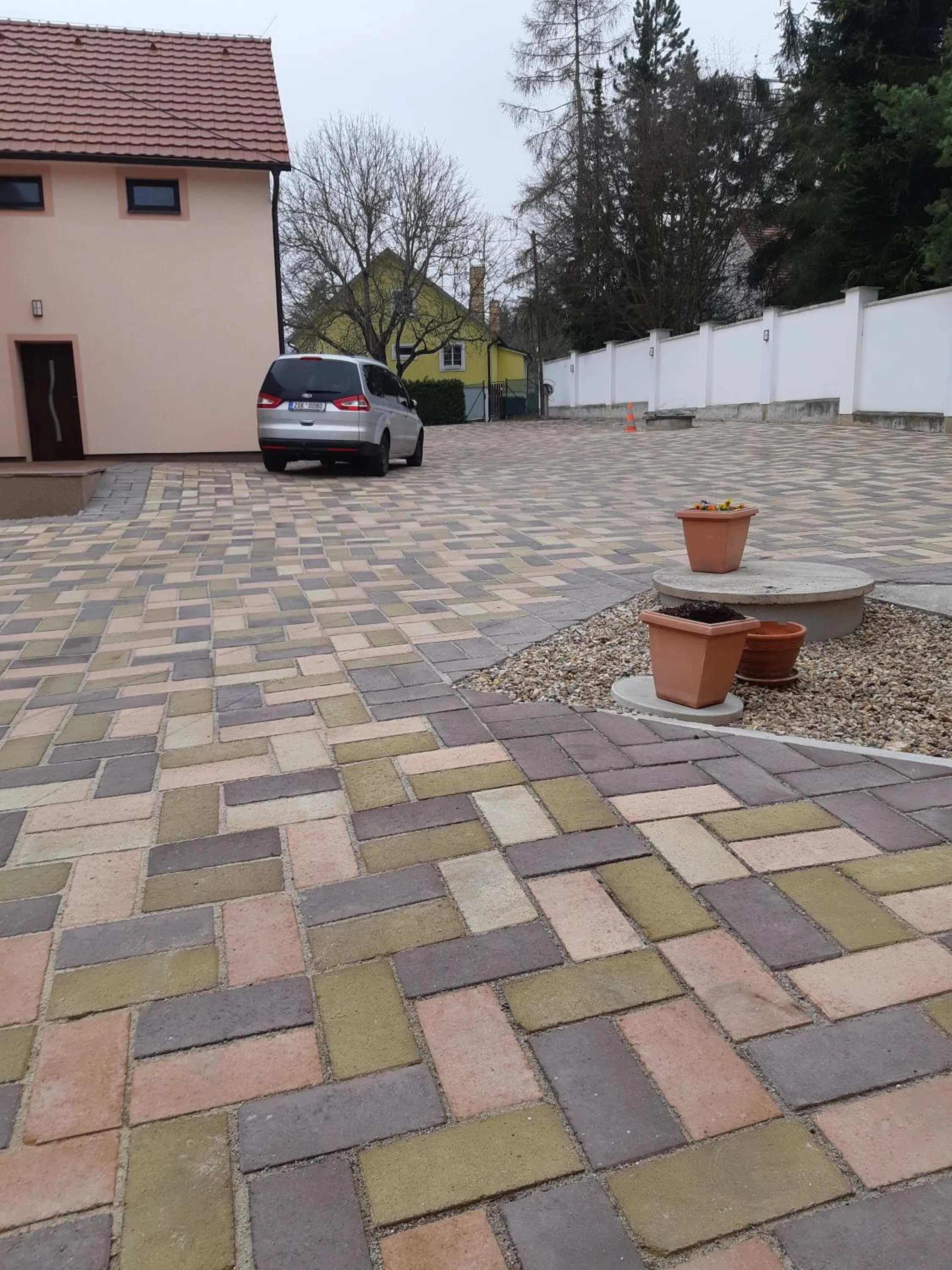 Property building in Hotel U Císaře