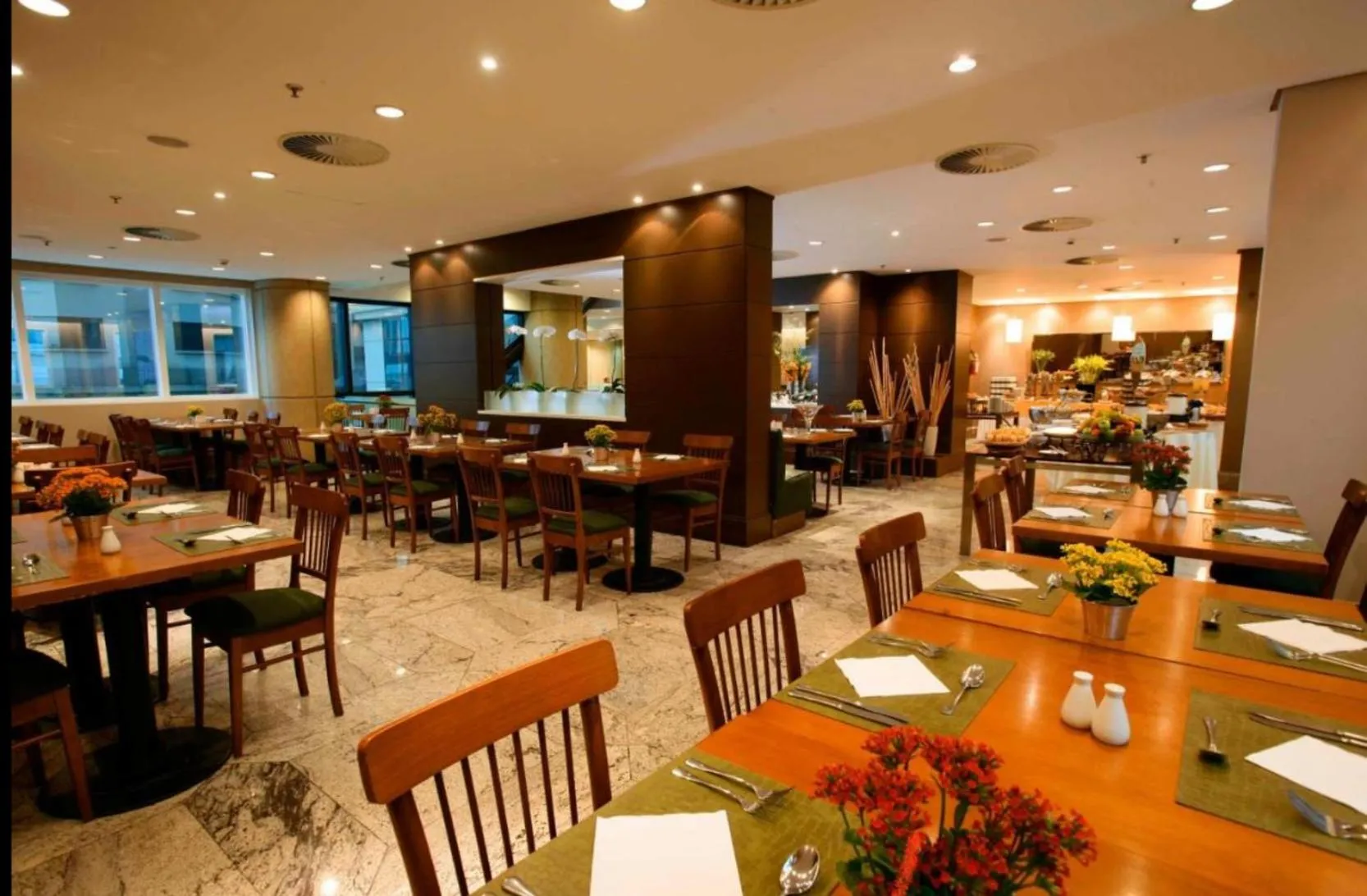 Breakfast in Wynd Flat Hotel Moema Ibirapuera - Conforto e excelente localização