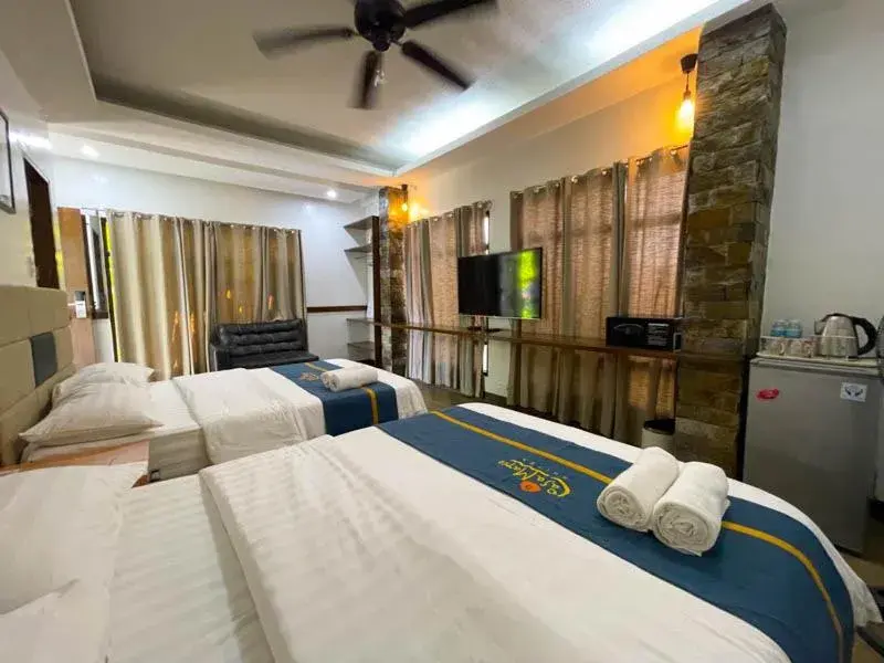 Photo of the whole room, Bed in Casa Marco Suites Puerto Galera powered by Cocotel Photo of the whole room, Bed in Casa Marco Suites Puerto Galera powered by Cocotel
