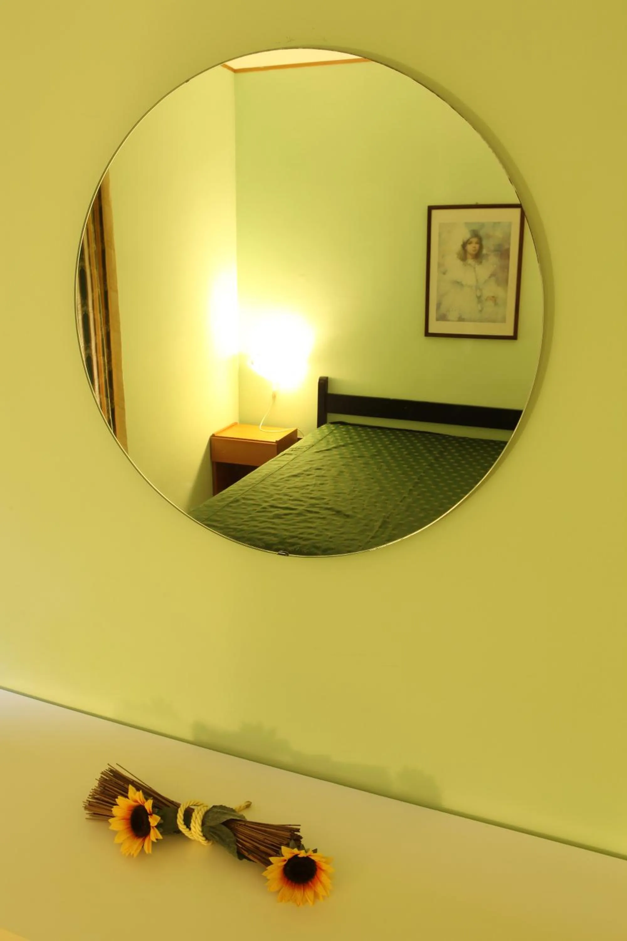 Bedroom in Residence Habitat