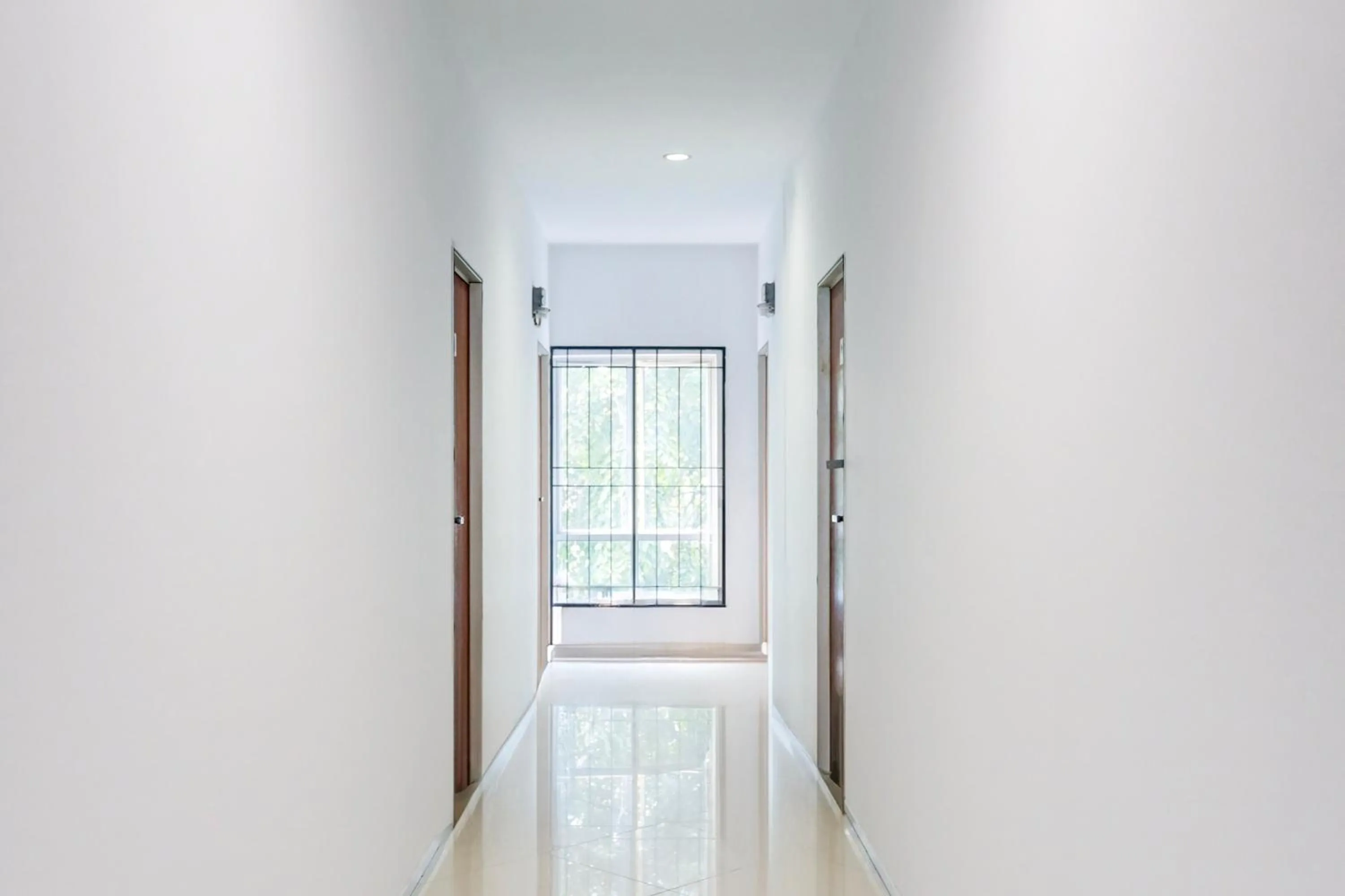 Lobby or reception in Hotel O California 2NearNagoya Hill Shopping Mall