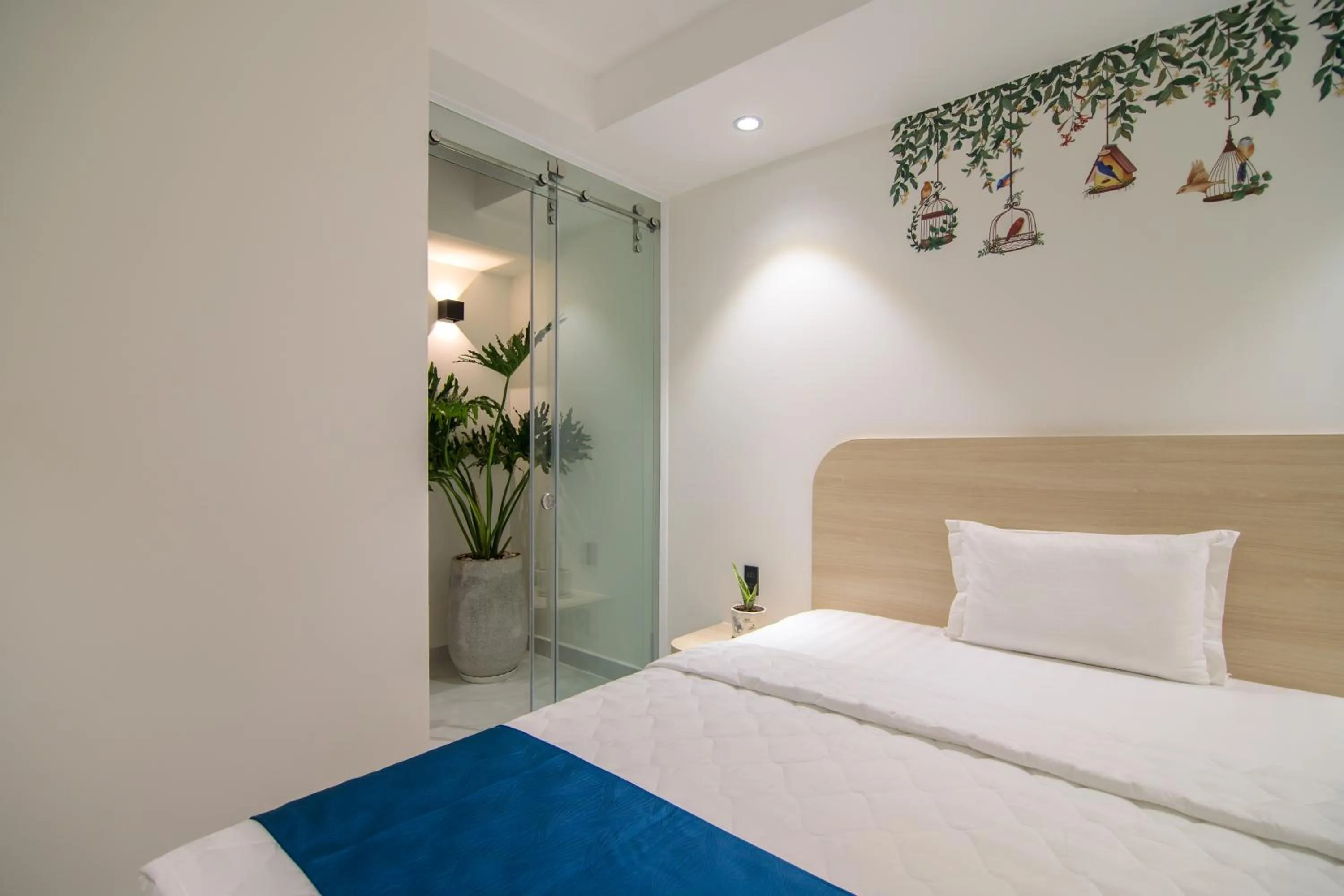 Photo of the whole room, Bed in Bin Bin Hotel 11 Near Island Diamond