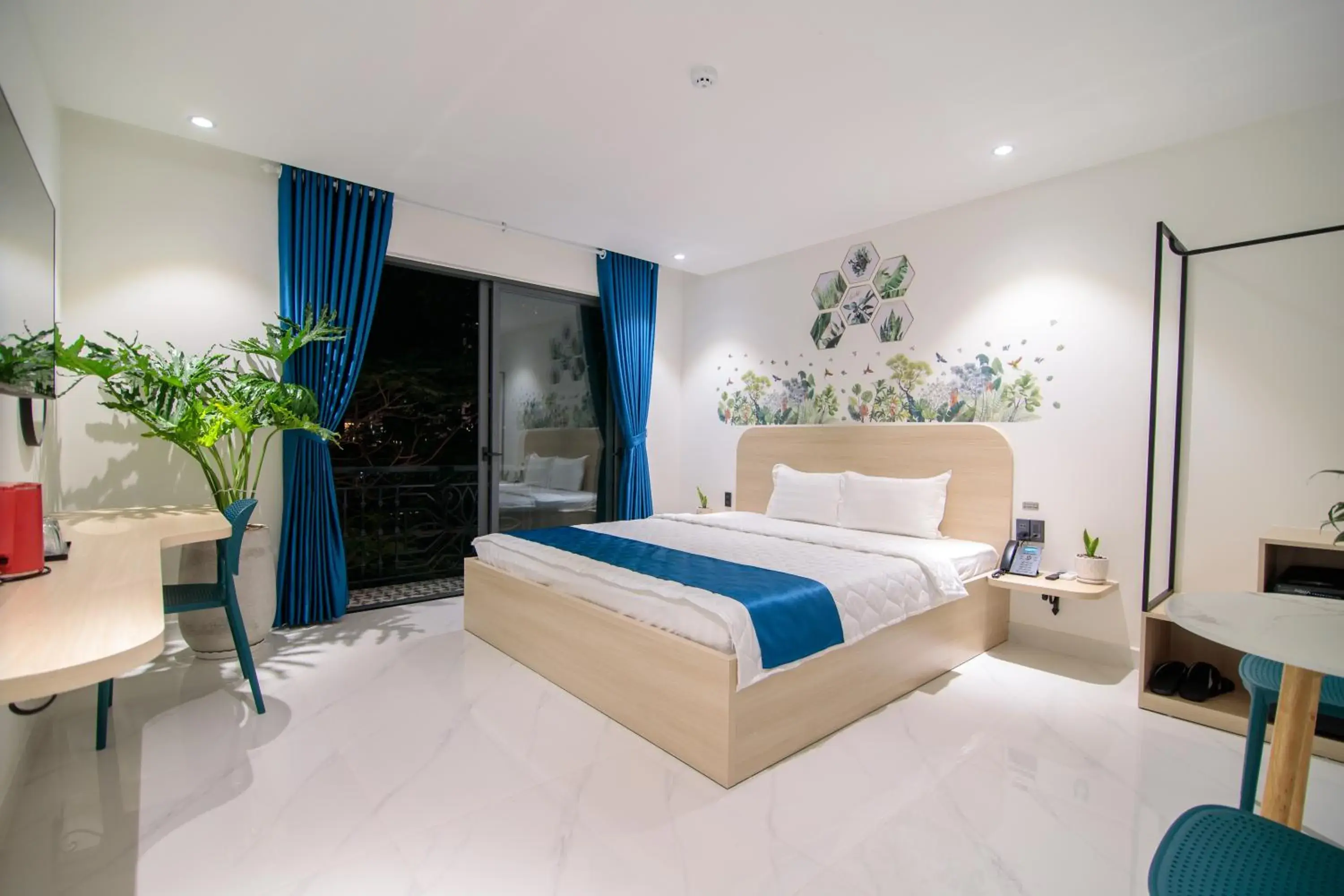 View (from property/room), Bed in Bin Bin Hotel 11 Near Island Diamond View (from property/room), Bed in Bin Bin Hotel 11 Near Island Diamond