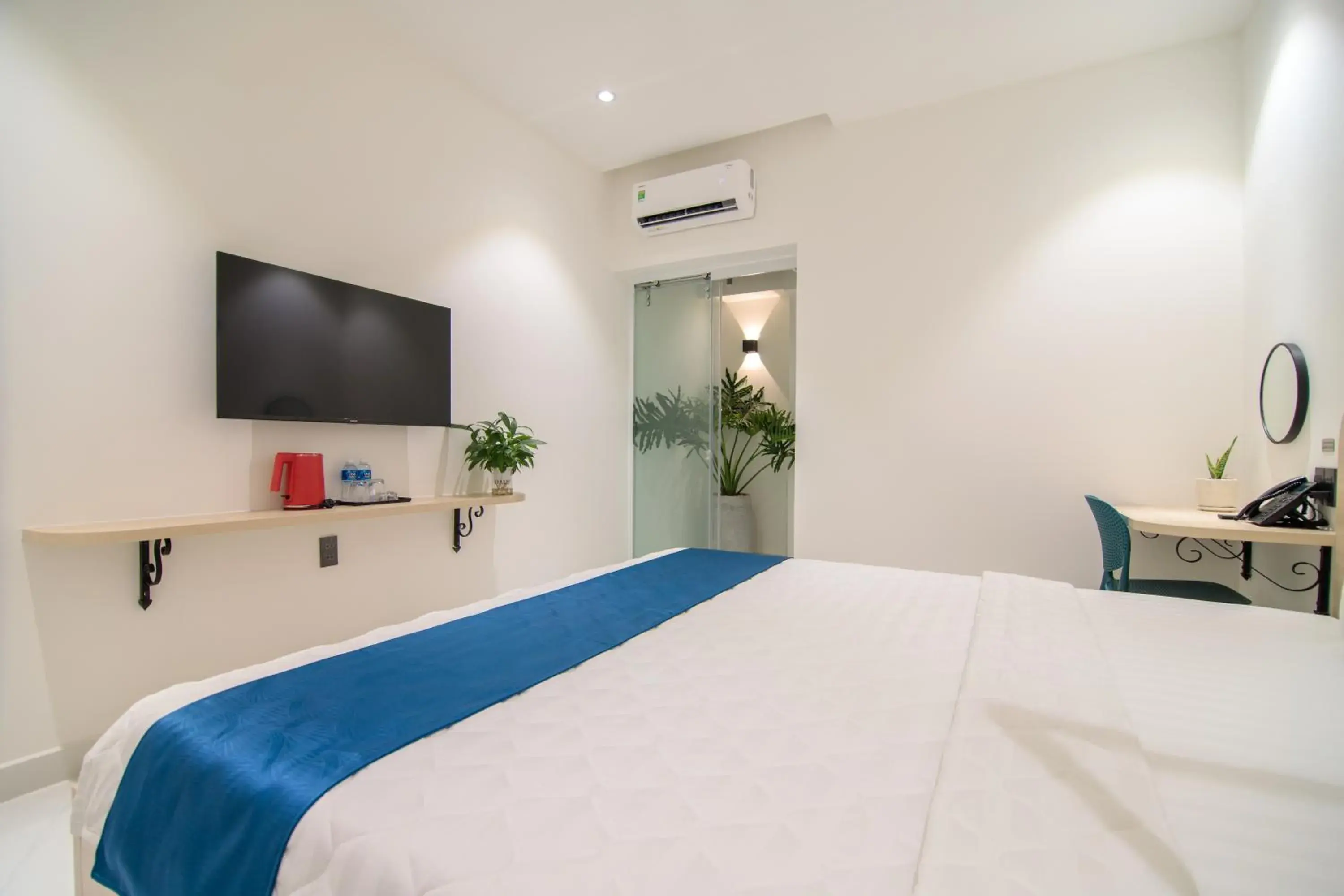 hair dresser, Bed in Bin Bin Hotel 11 Near Island Diamond hair dresser, Bed in Bin Bin Hotel 11 Near Island Diamond