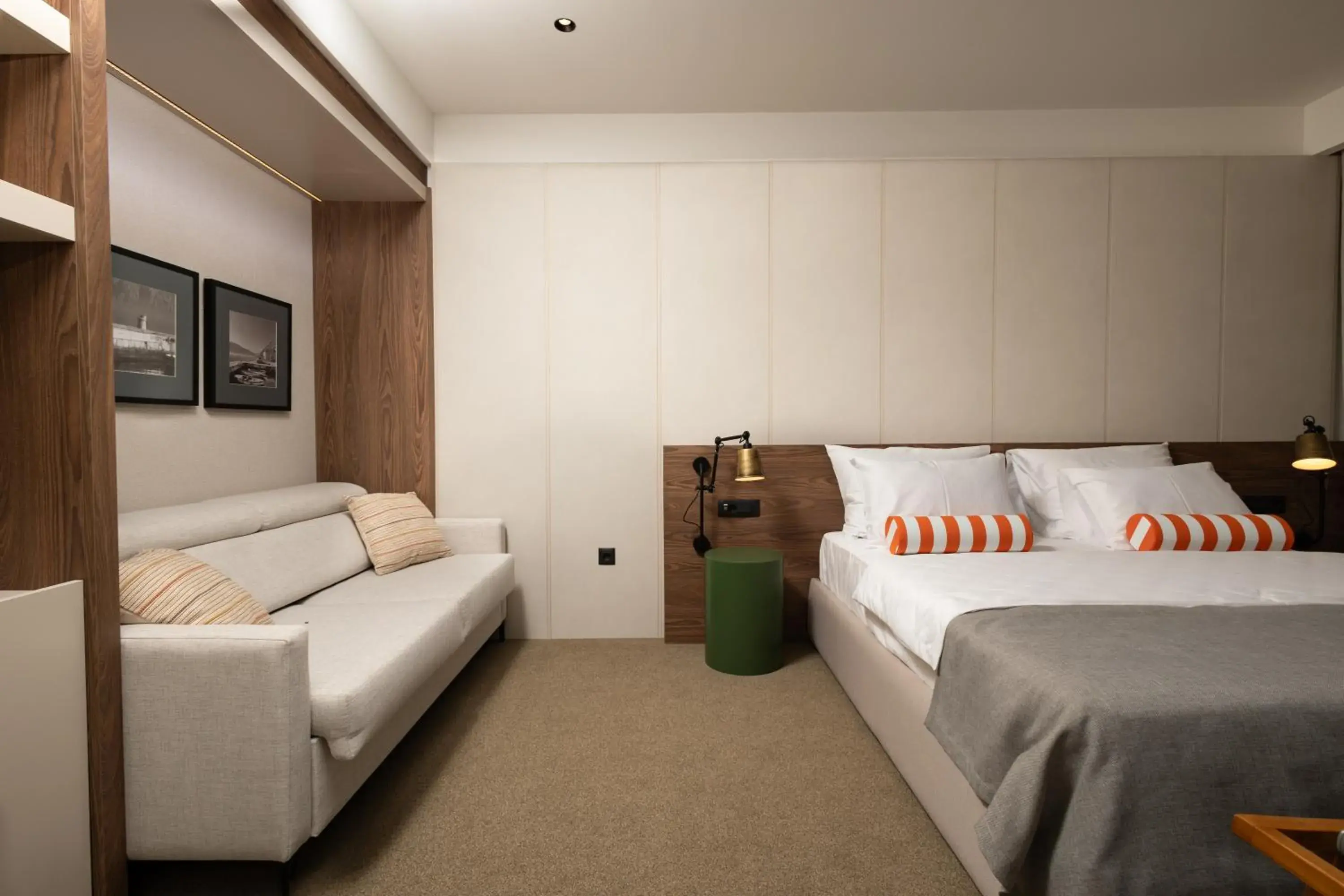 Bedroom, Bed in Infinity Hotel & More Bedroom, Bed in Infinity Hotel & More