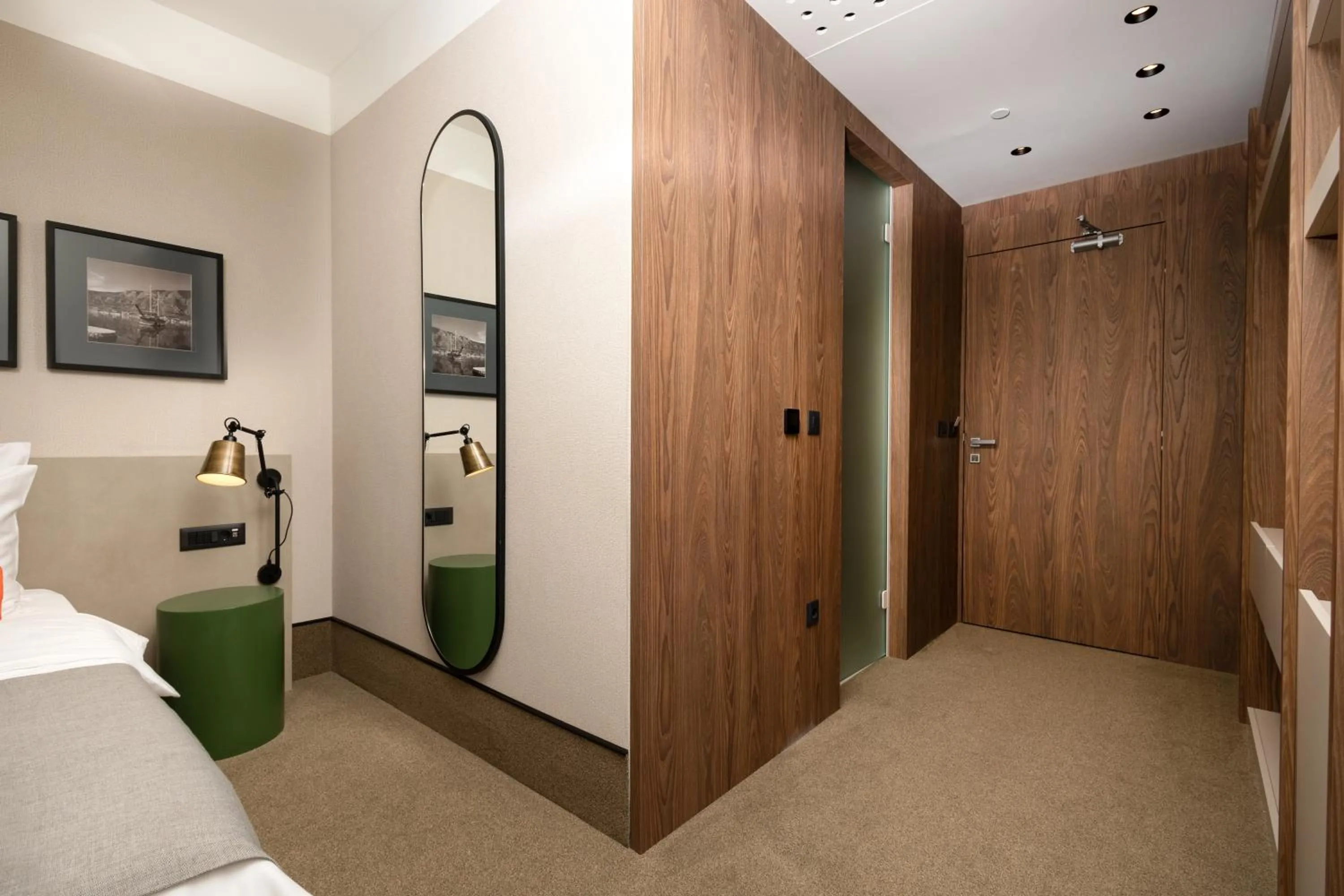 Bedroom, Bed in Infinity Hotel & More