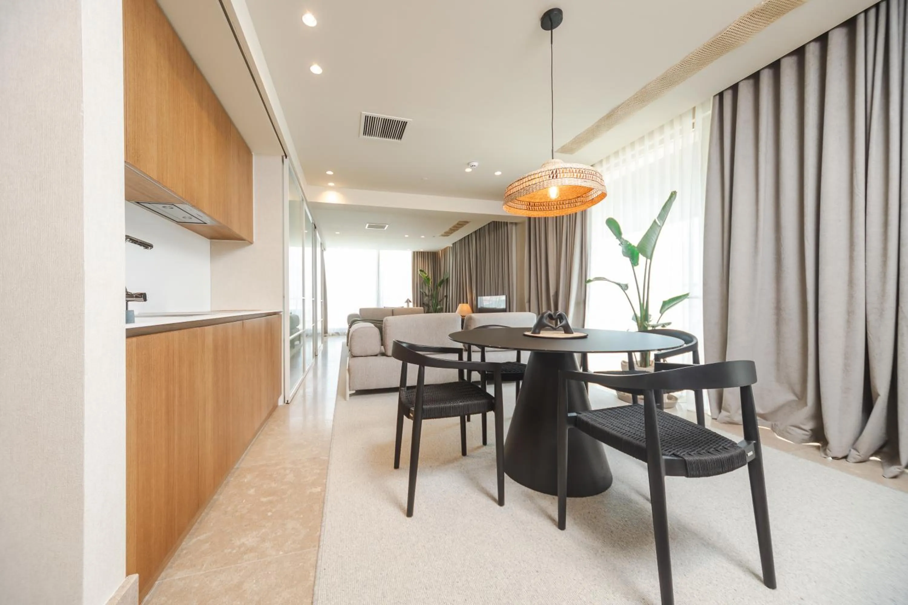 Kitchen or kitchenette in Infinity Hotel & More