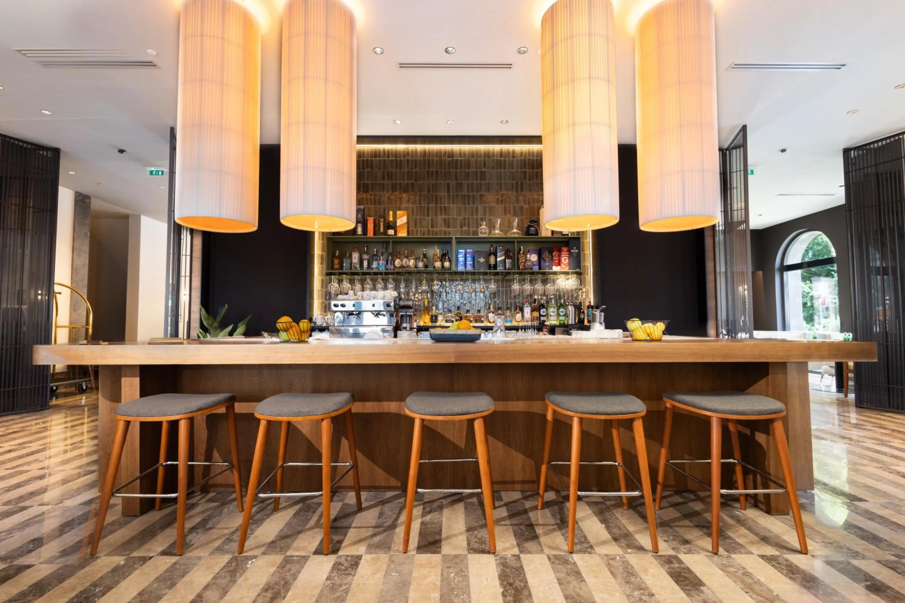 Lounge or bar in Infinity Hotel & More