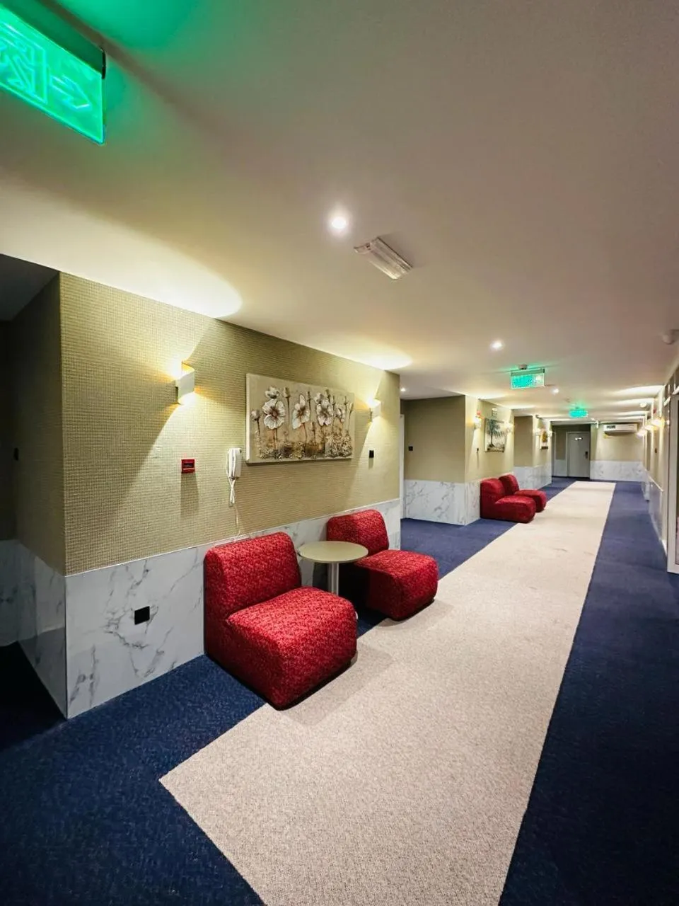 Seating area in SKY PARK HOTEL