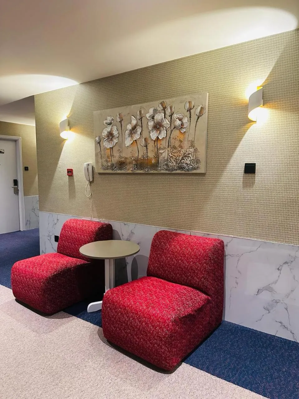 Seating area in SKY PARK HOTEL