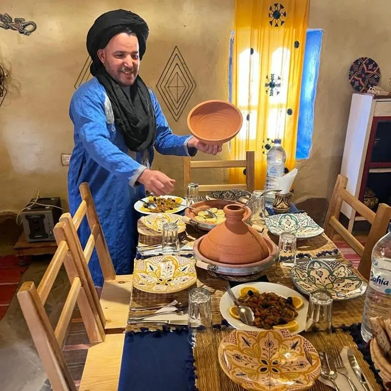 Restaurant/places to eat in kasbah luna del sur