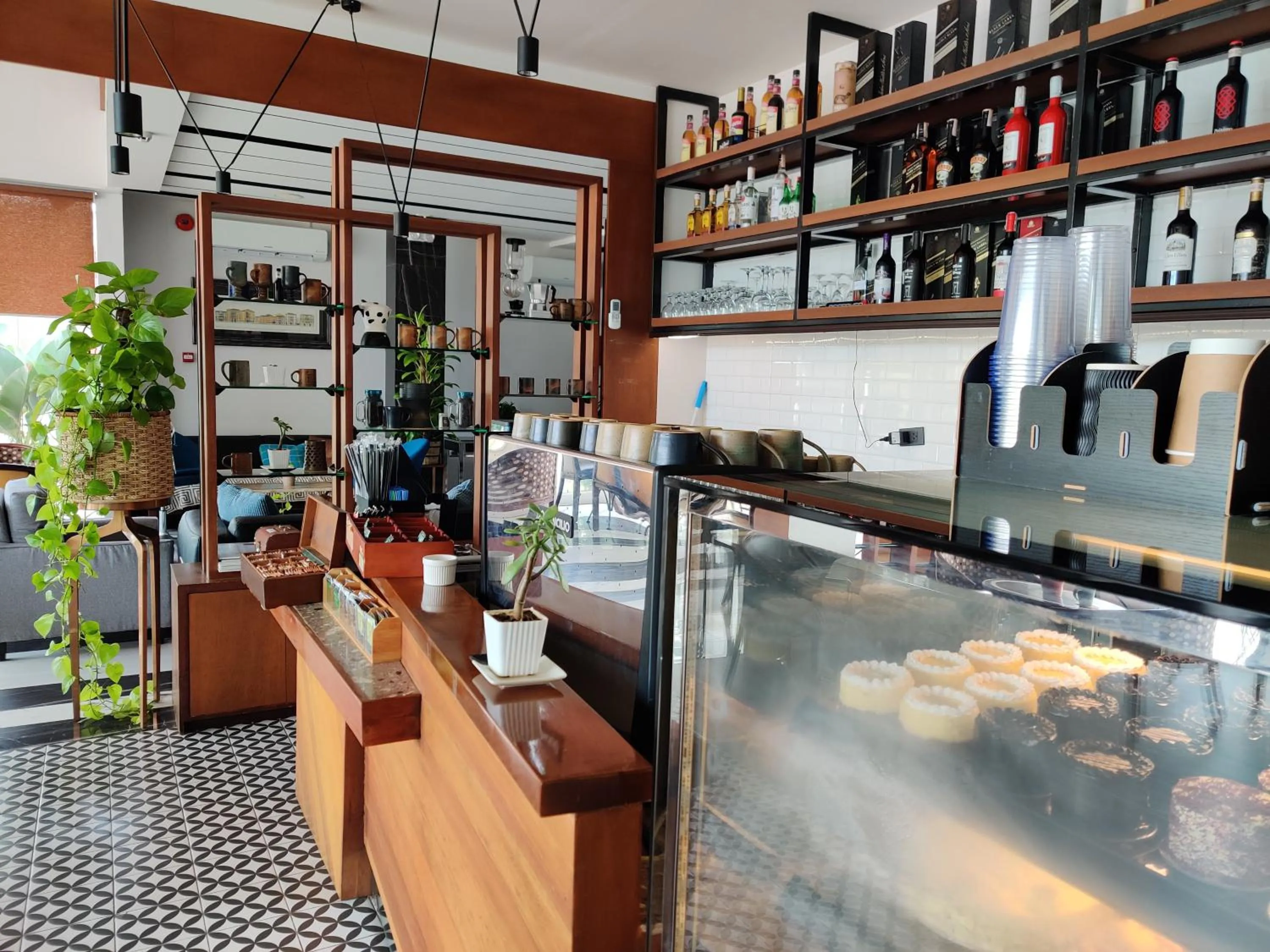 Restaurant/places to eat in Altori Park Hotel