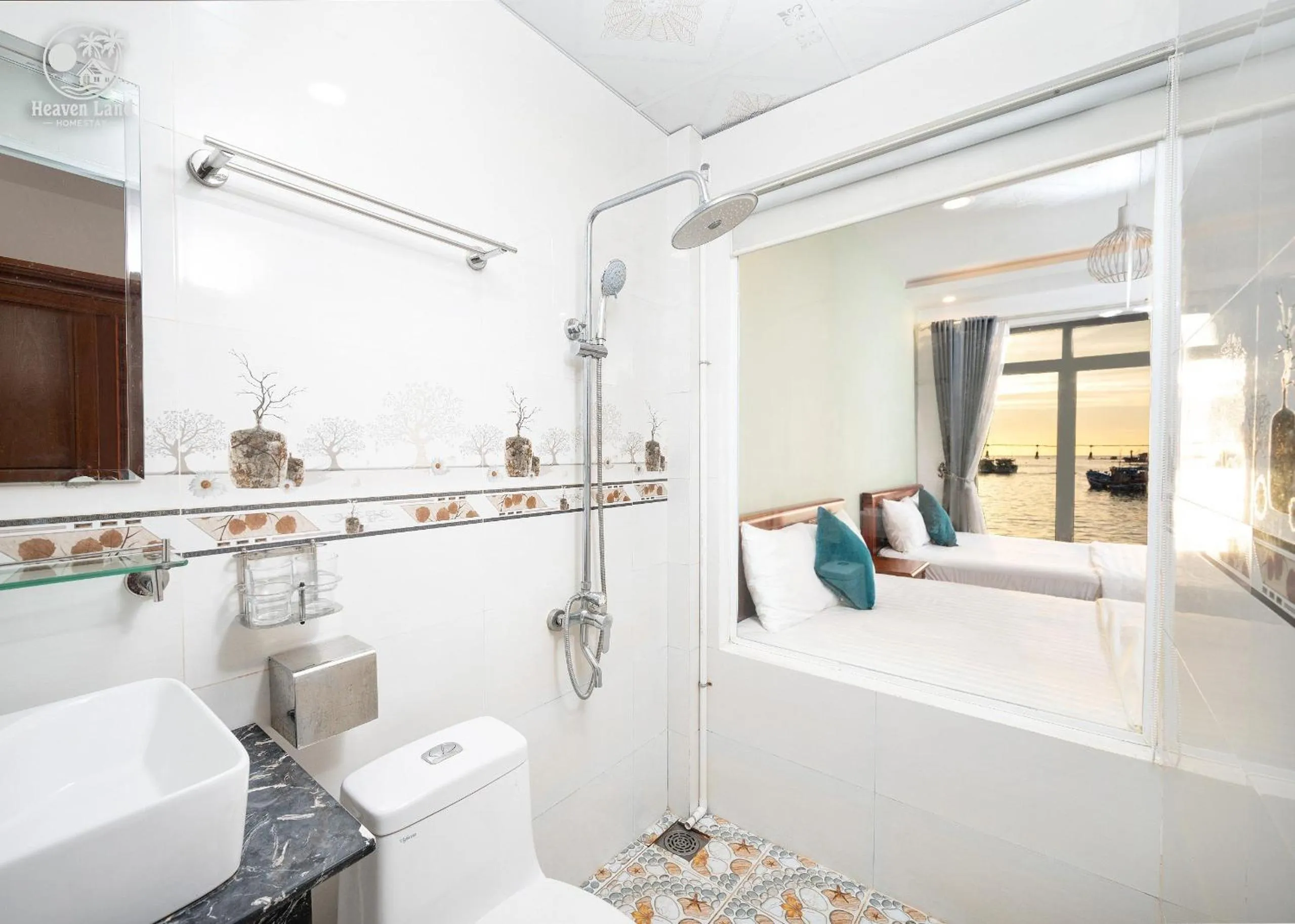 Toilet in Heaven Land PQ - by BAY LUXURY