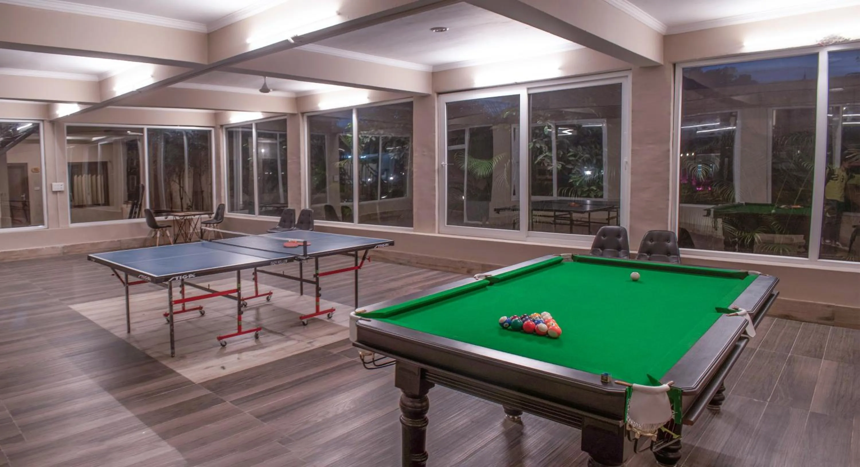 VOW HOTELS AND RESORTS