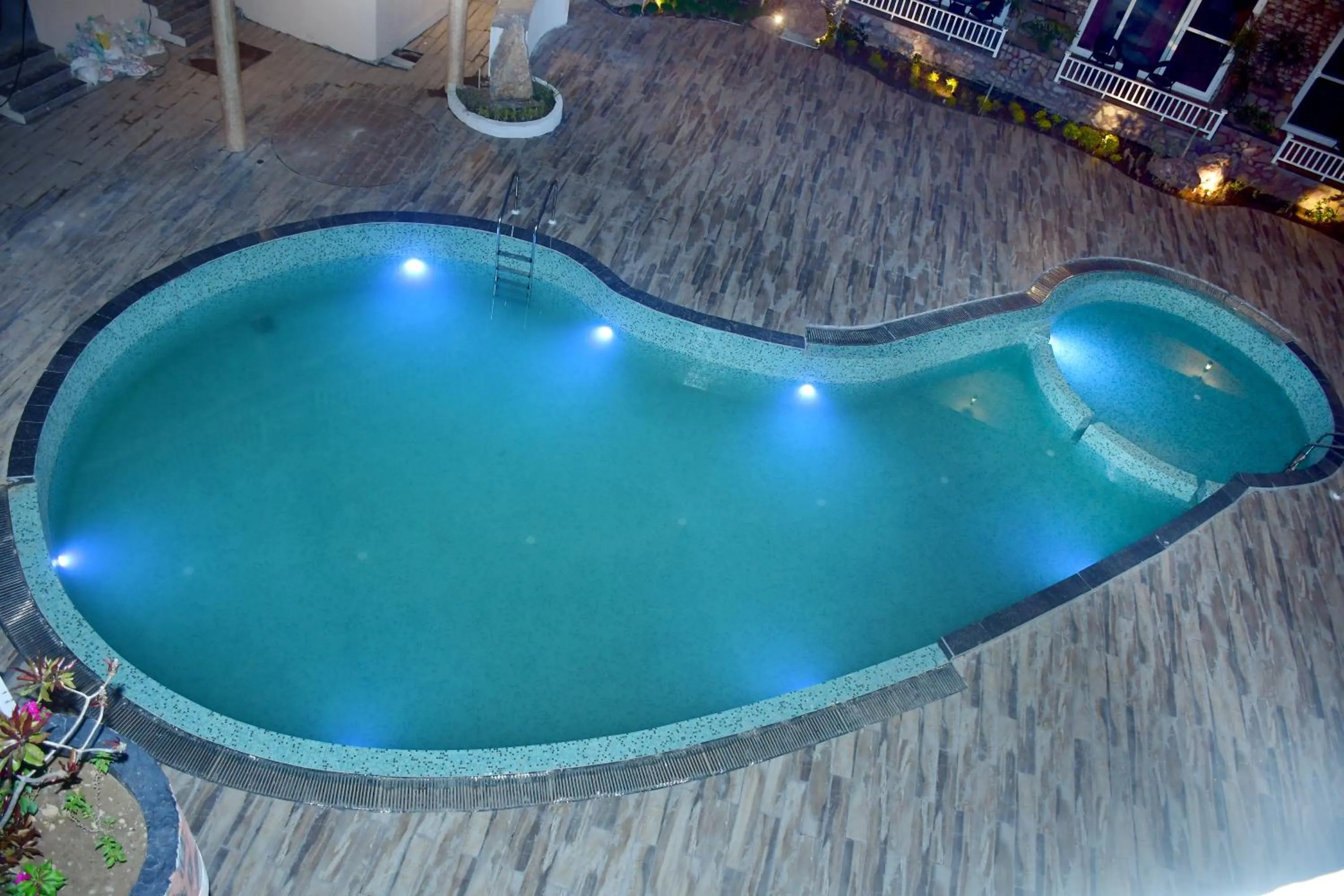 VOW HOTELS AND RESORTS