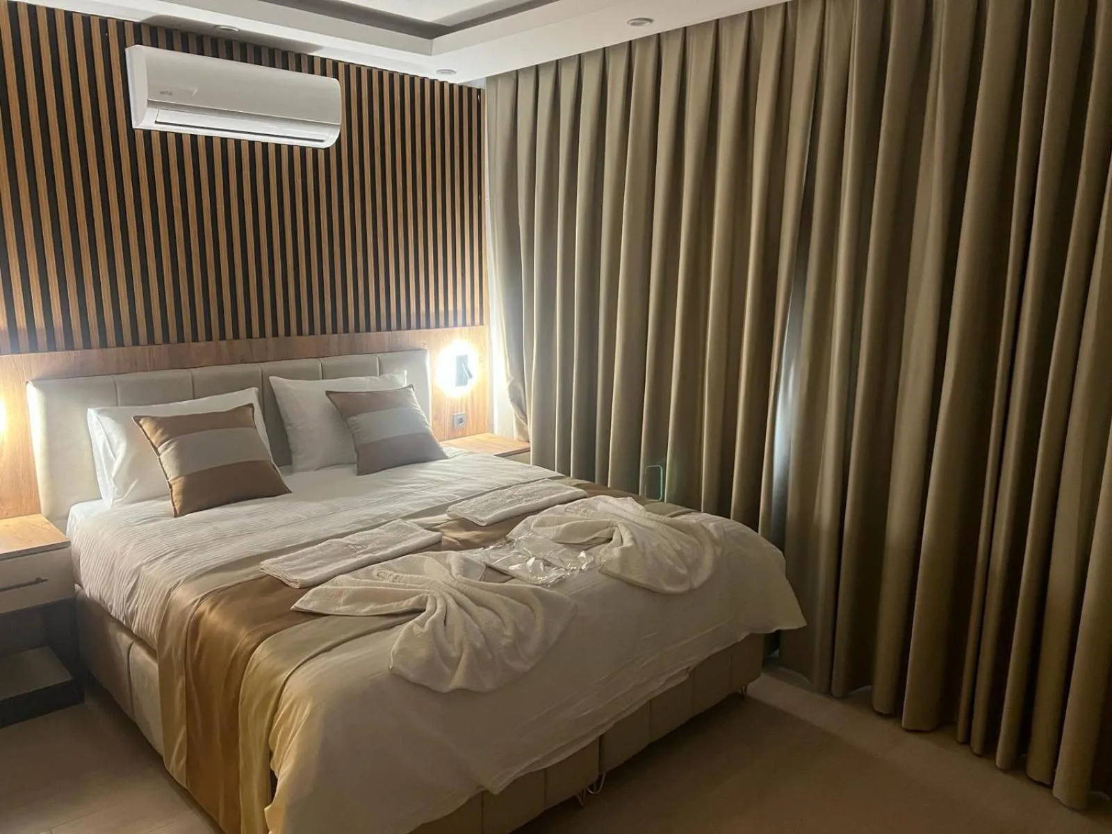 Bed in Ninova Boutique Hotel