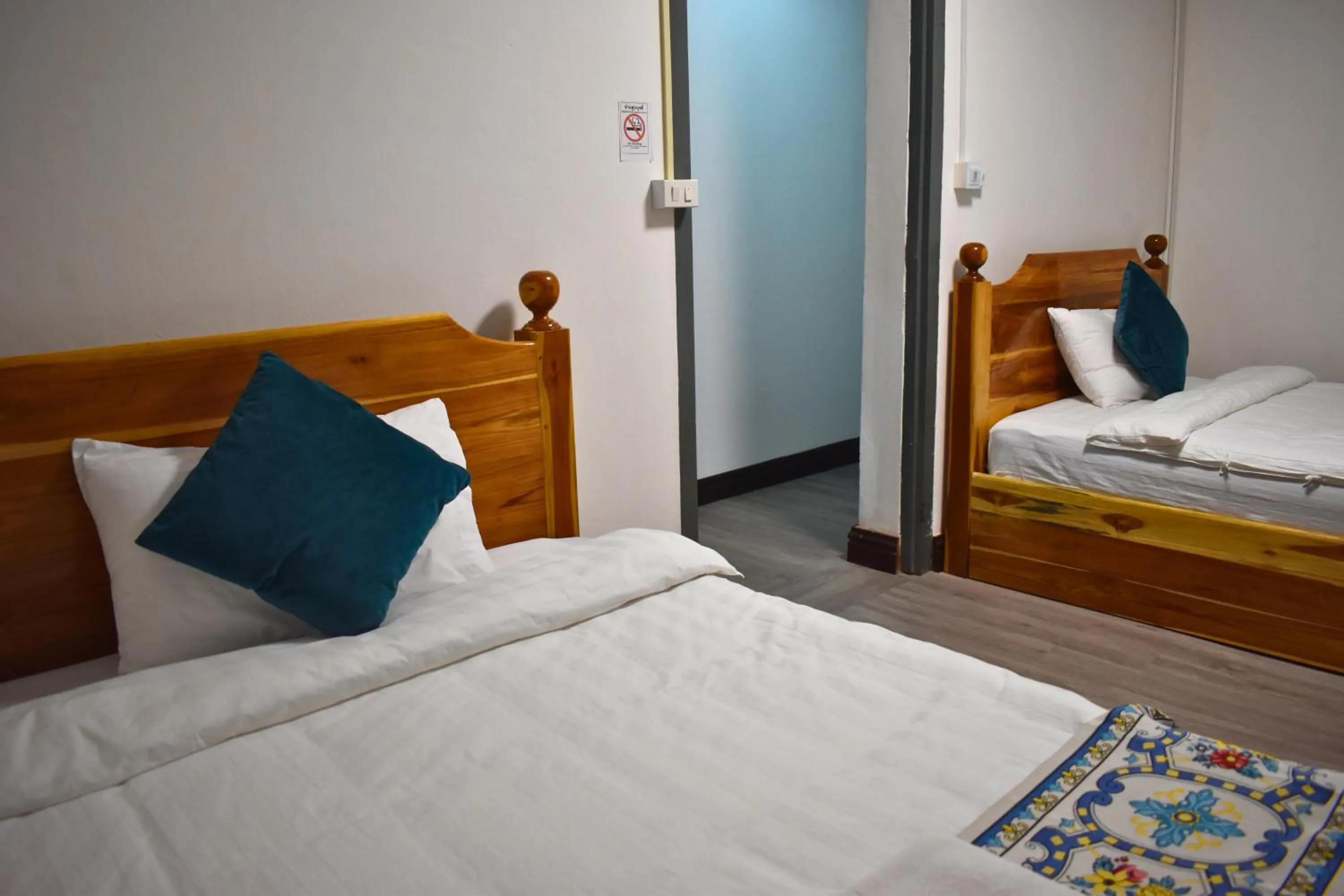 Bed in Monsane villa