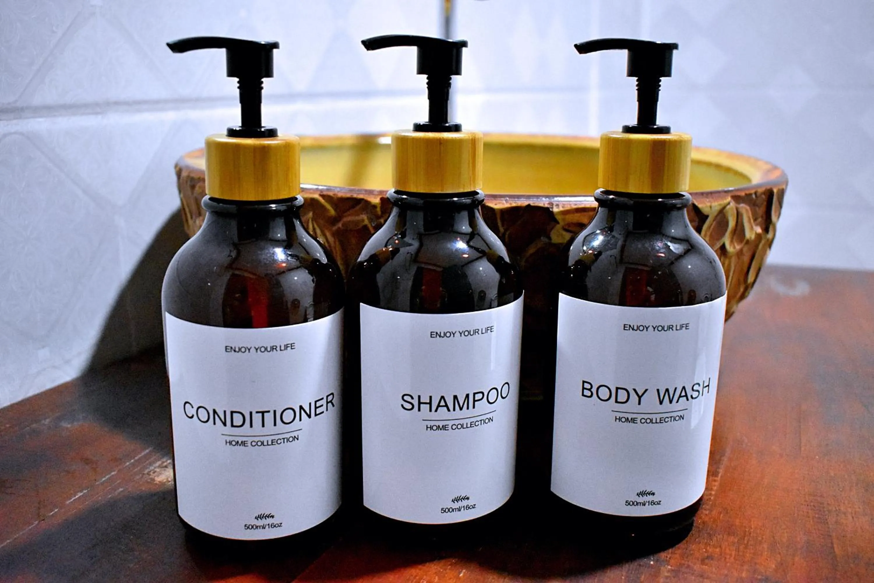 Bathroom in Monsane villa