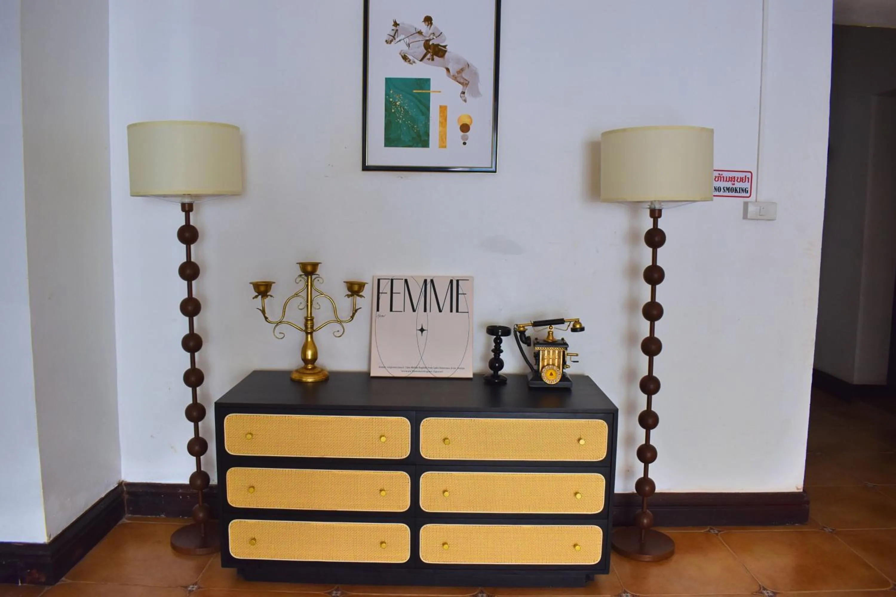 Decorative detail in Monsane villa