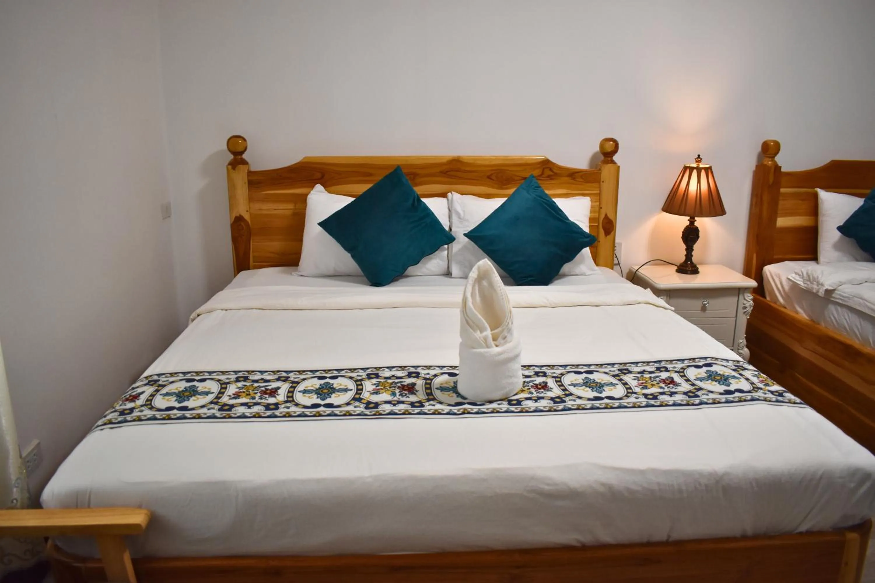 Bed in Monsane villa