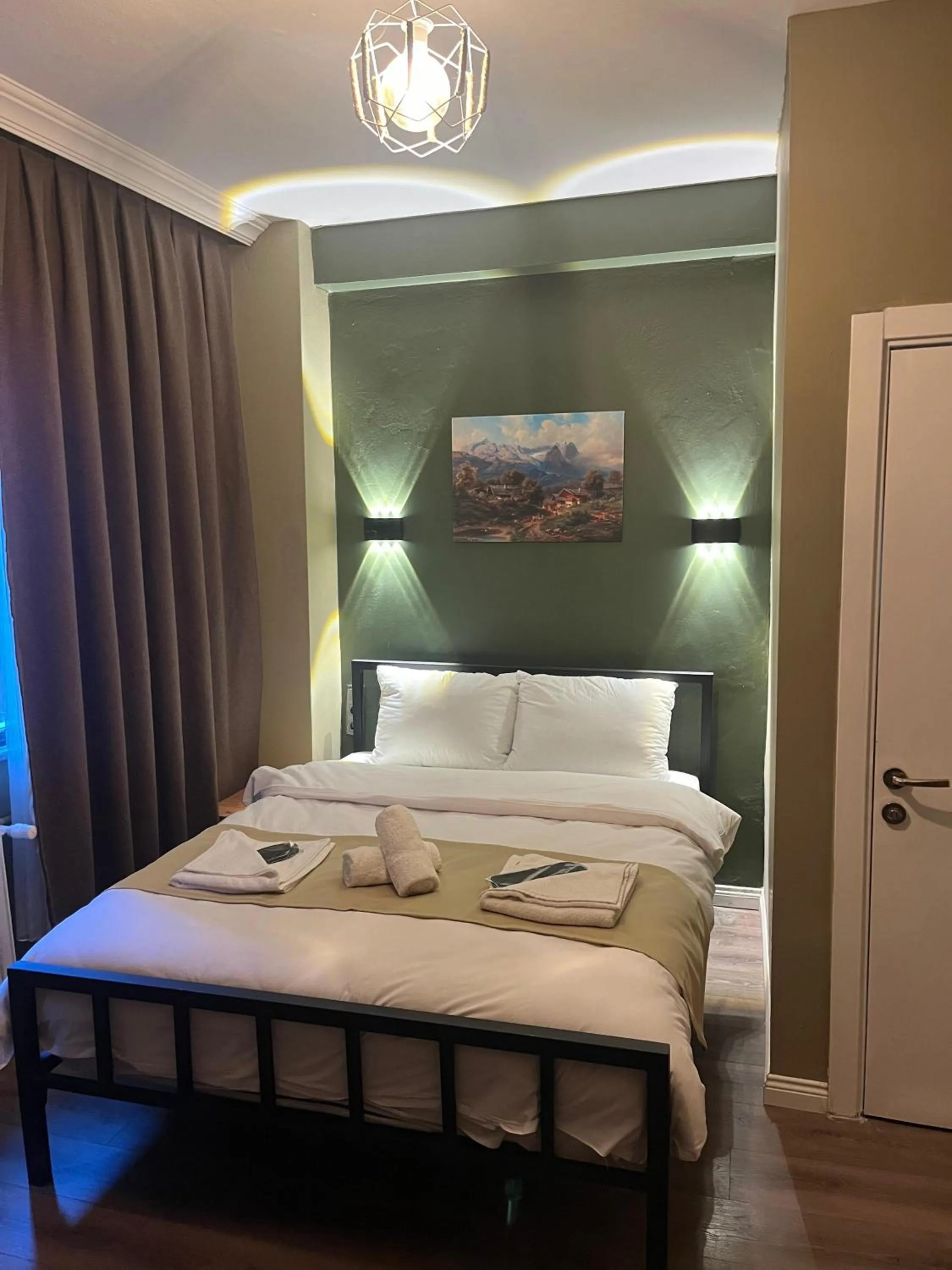 Bed in THE BEYBÛN HOTEL İstiklal Street Taksim