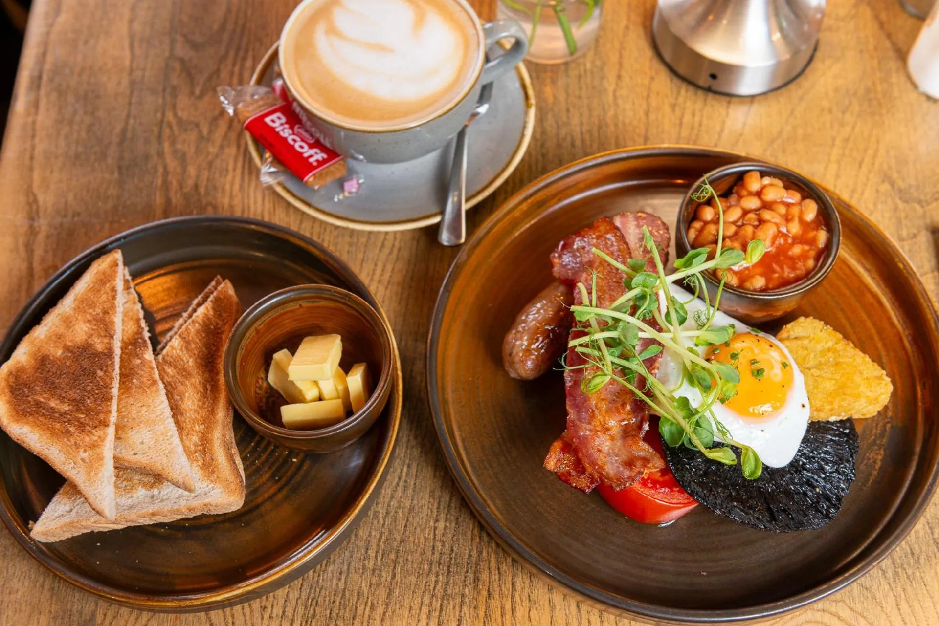 Breakfast in Bosuns Chair