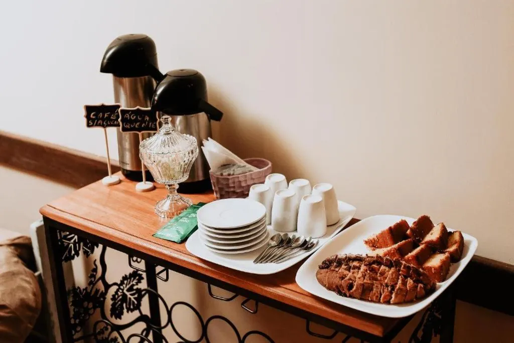 Food and drinks in Pousada Paris Hostelli